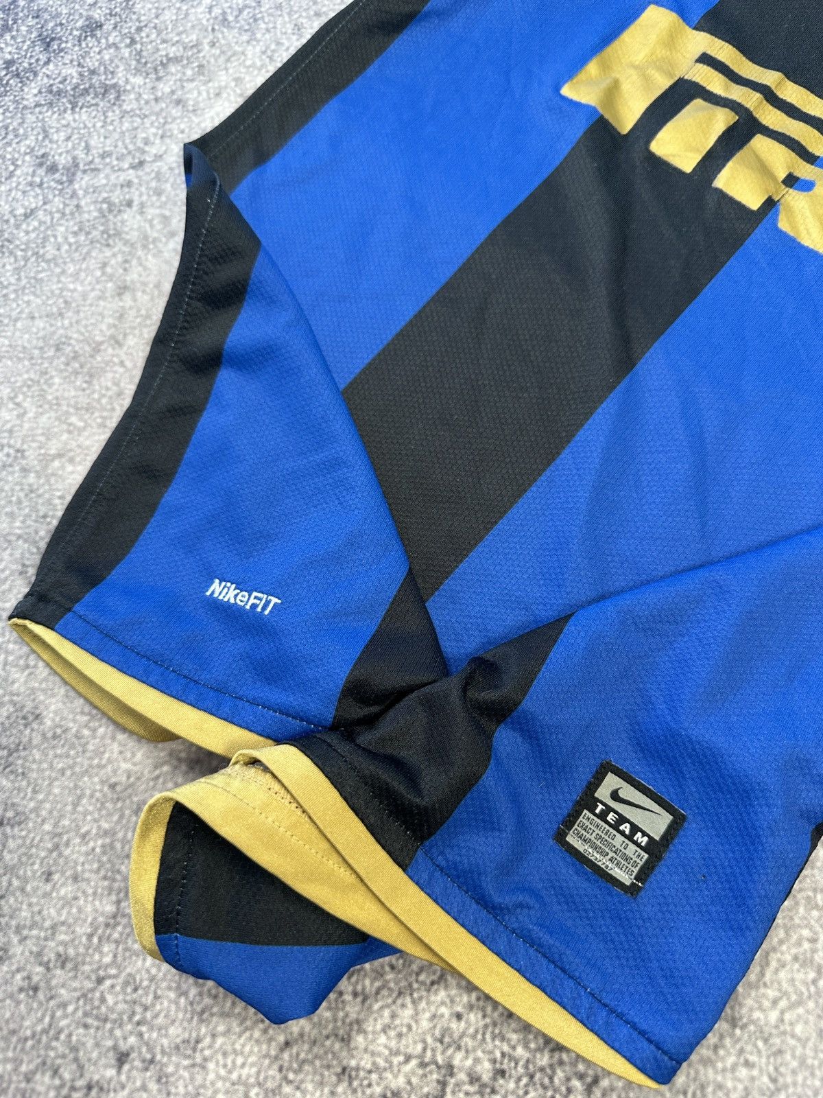 Nike × Vintage Y2K Vintage Nike Inter Milano Soccer Jersey Blokecore Style Size US S / EU 44-46 / 1 - 3 Thumbnail