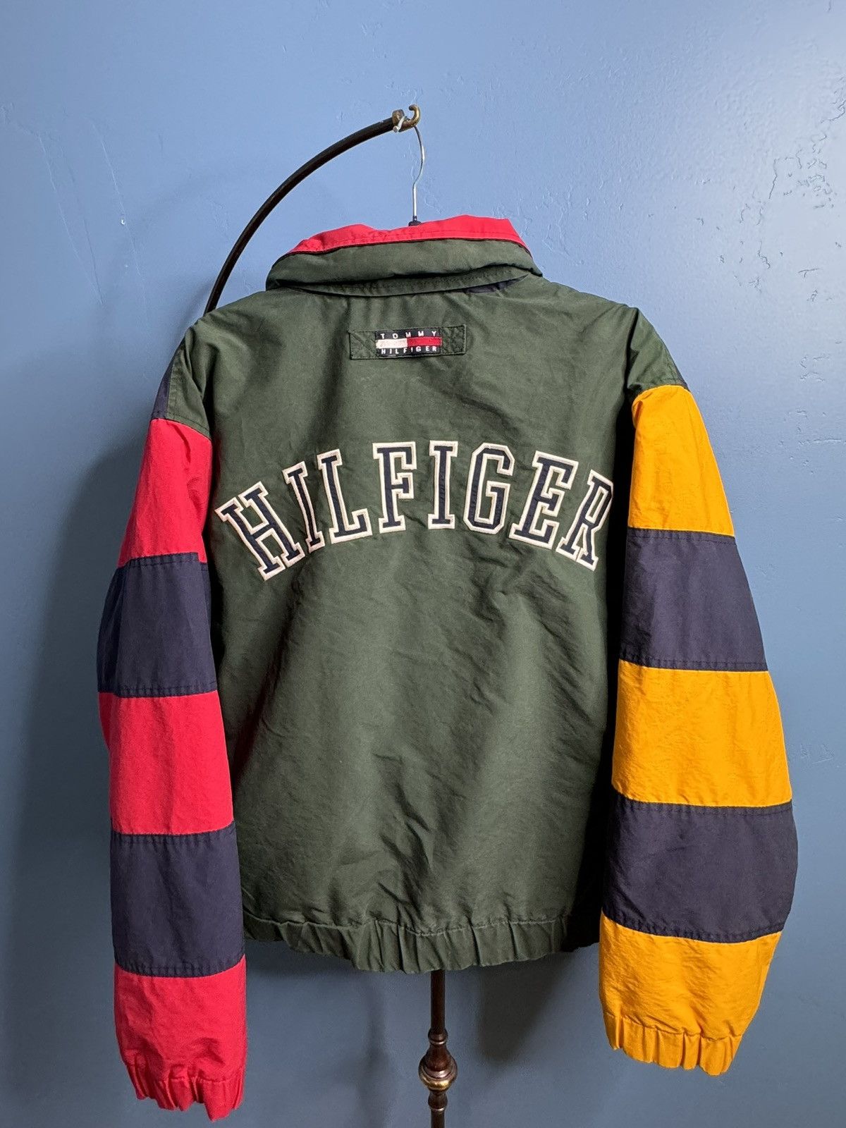 Tommy Hilfiger × Vintage Tommy Hilfiger 90’s x Very RARE Size US M / EU 48-50 / 2 - 2 Thumbnail