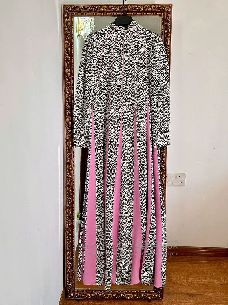 Valentino Valentino Dress dress Size S / US 4 / IT 40 - 1 Thumbnail
