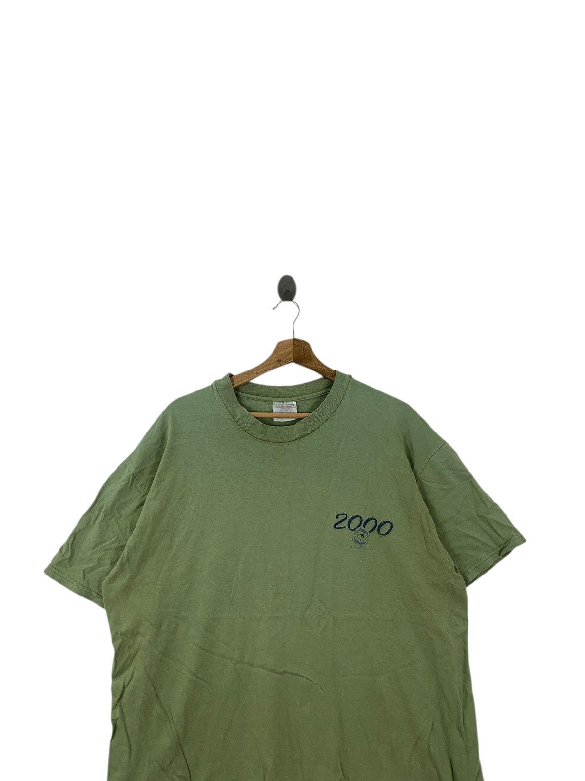 Hanes Vintage HANES HAWAII Y2K 2000 Celebration Thrashed Tee Shirt Size US XL / EU 56 / 4 - 3 Thumbnail