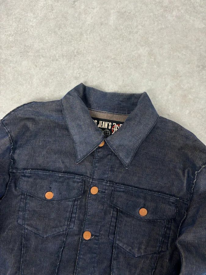 Jean Paul Gaultier 2000s Jean Paul Gaultier Navy Relief Denim Multi-Pocket Denim Jacket Size US S / EU 44-46 / 1 - 4 Thumbnail