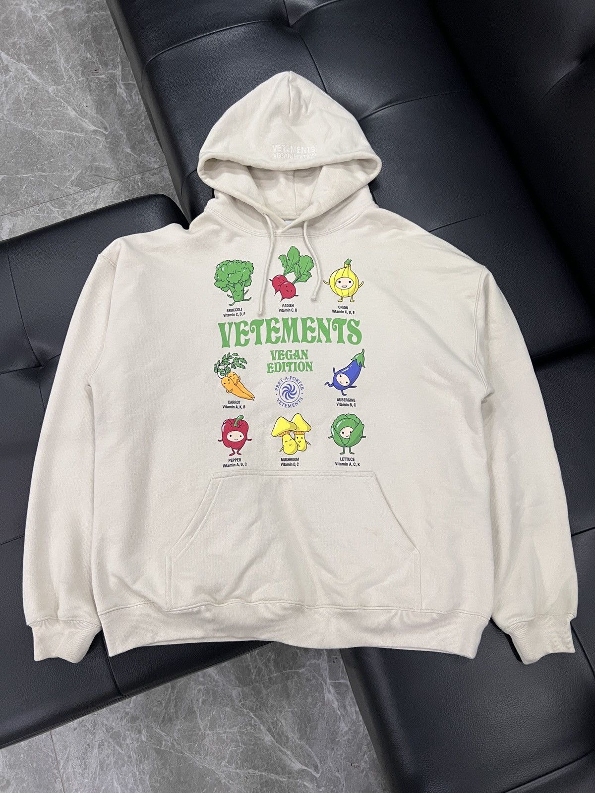 Vetements Vetements FW21 Vegan Vegetable Hoodie Size US S / EU 44-46 / 1 - 1 Thumbnail
