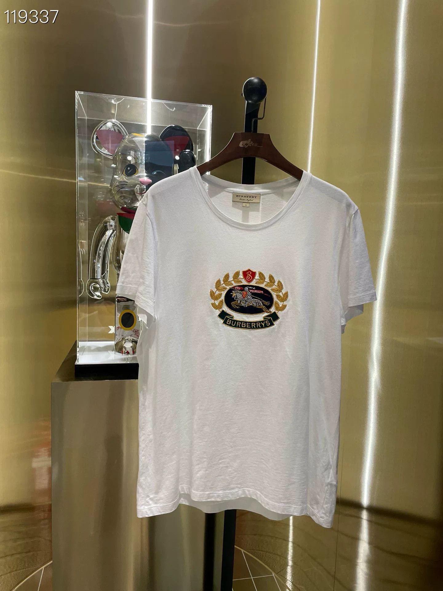 Burberry Burberry Unisex White T-Shirt L Size US L / EU 52-54 / 3 - 1 Thumbnail
