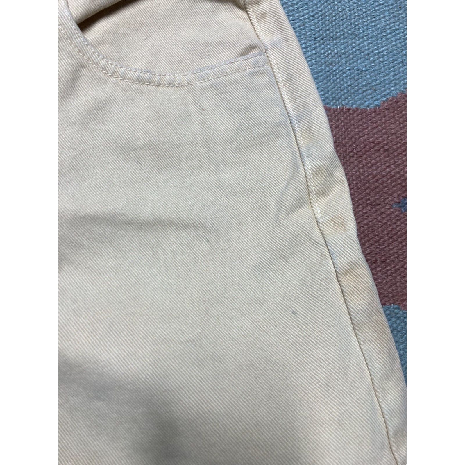 Guess VINTAGE Guess Jeans Shorts Jorts Light Yellow Made in USA Women’s 26 90s Mom Mens? Size 26" / US 2 / IT 38 - 4 Thumbnail