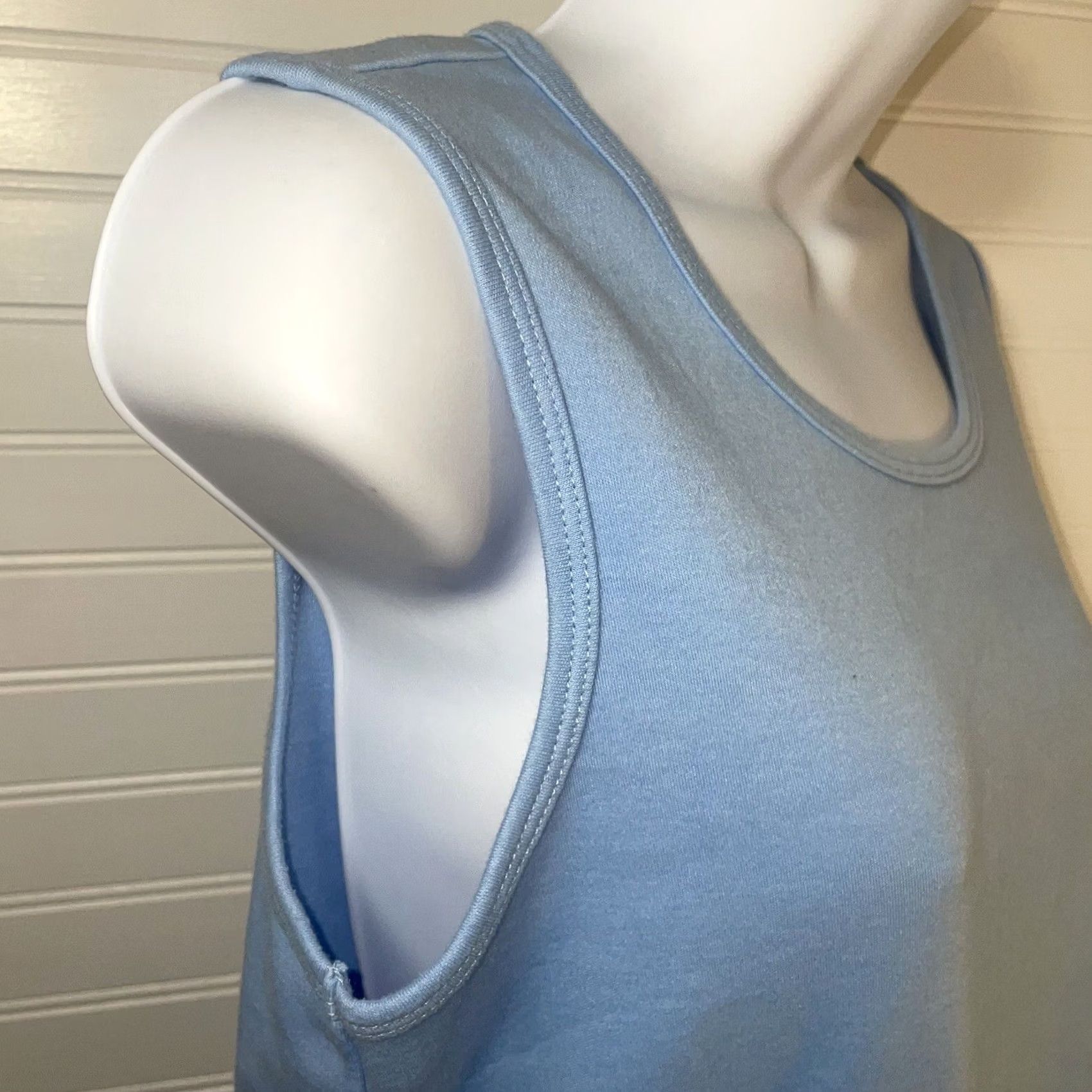Vintage Hasting & Smith Tank Top Shirt Women Small Light Blue Round Neck Sleeveless Size S / US 4 / IT 40 - 4 Thumbnail