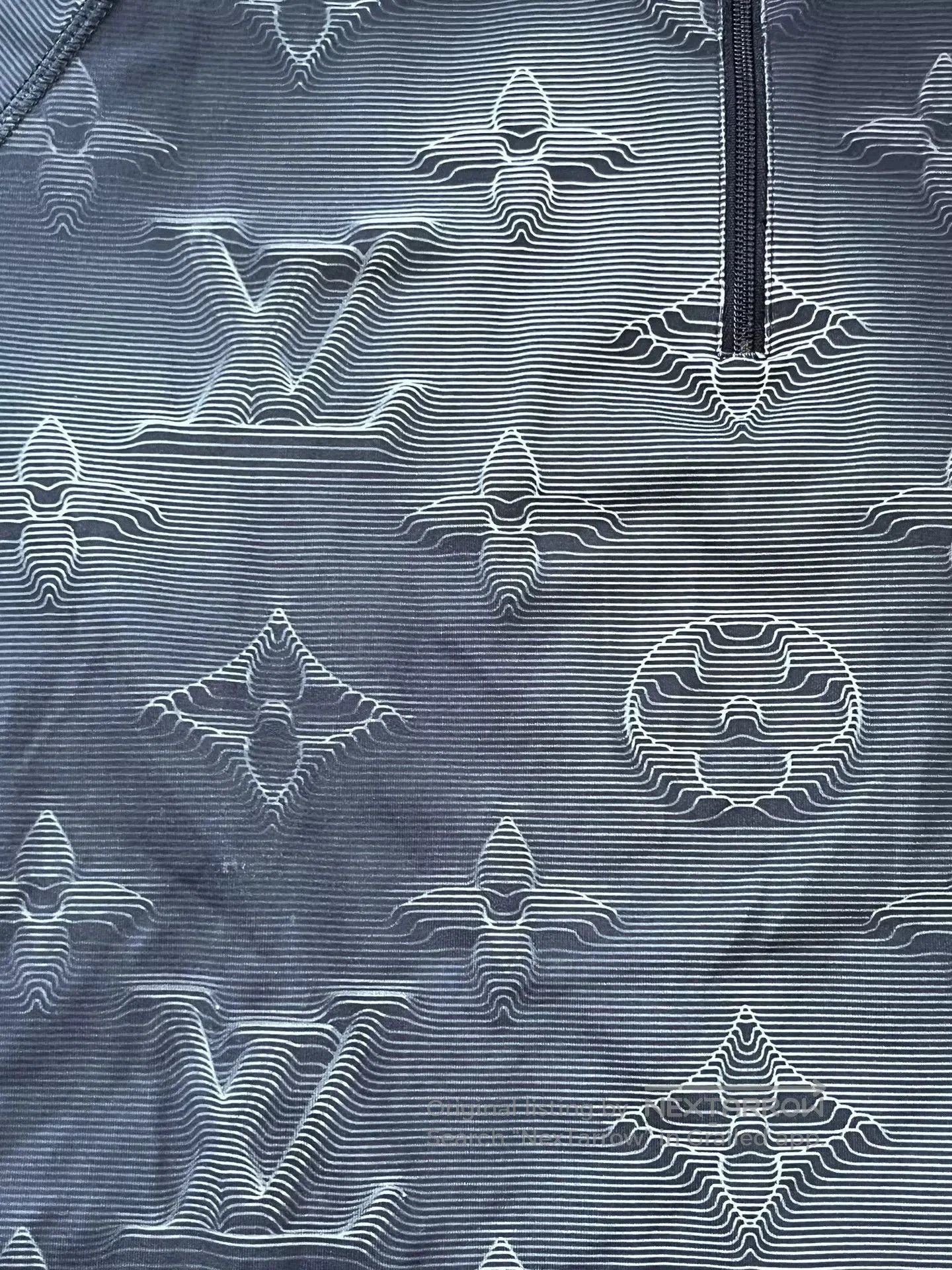 Louis Vuitton louis vuitton monogram zip long sleeve top. Size US S / EU 44-46 / 1 - 3 Thumbnail