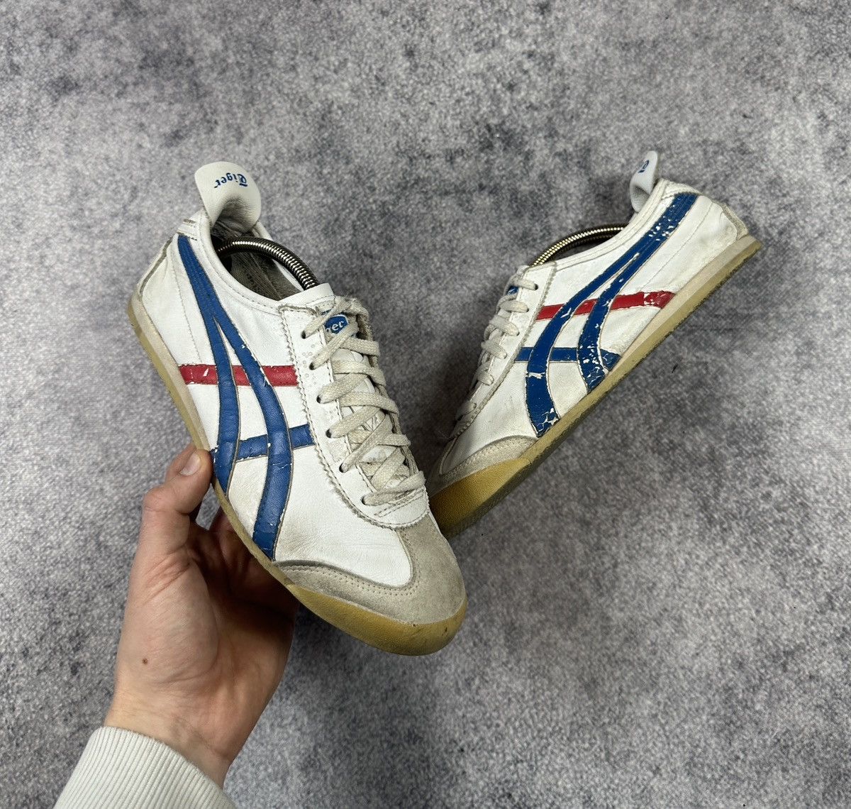 Onitsuka Tiger Vintage Onitsuka Tiger ASICS Low Sneakers Streetwear Rare Size US 7 / EU 40 - 1 Thumbnail