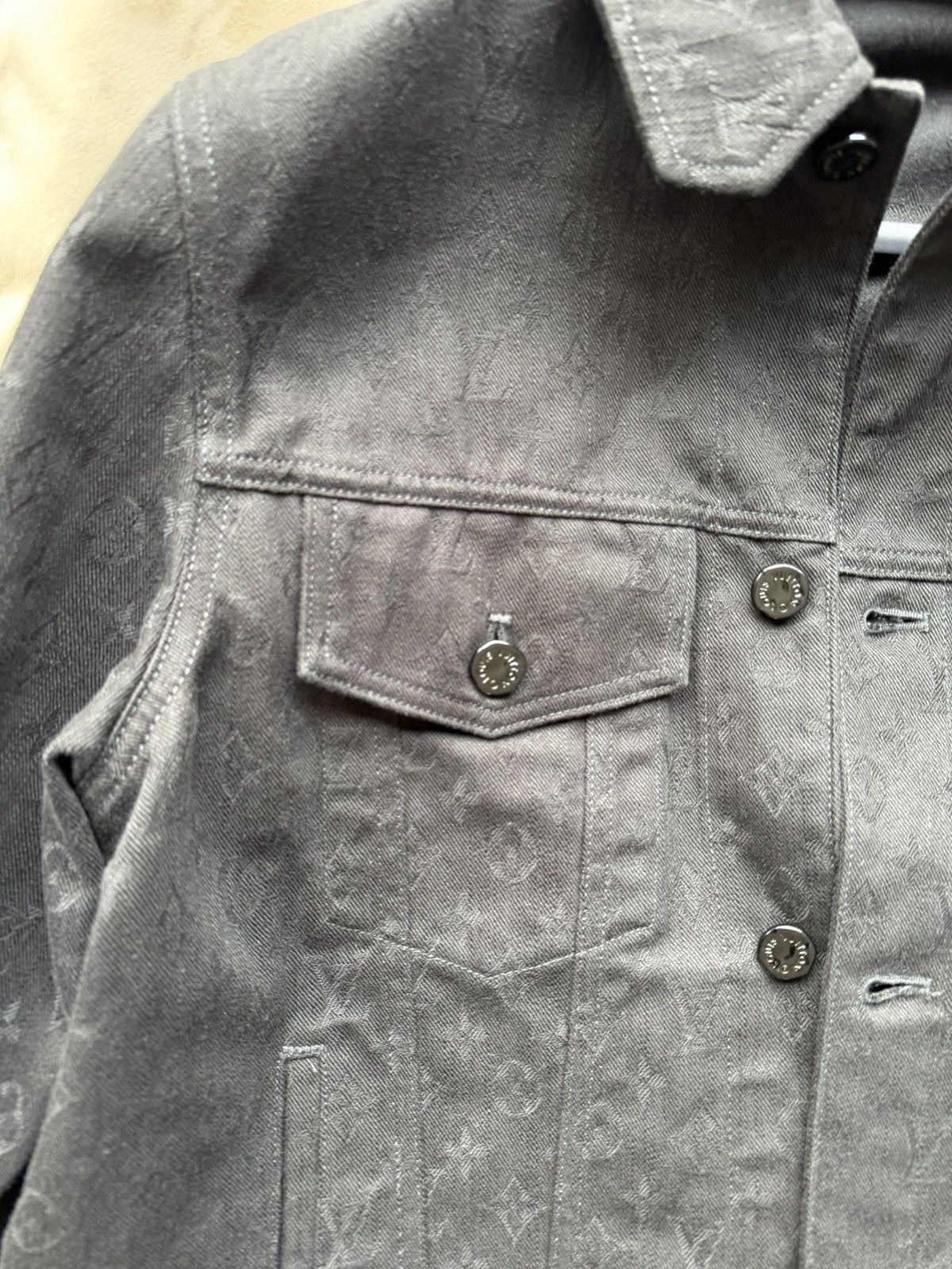 Louis Vuitton Louis Vuitton Monogram Denim Woven Trucker Jacket Black 50 Size US M / EU 48-50 / 2 - 10 Thumbnail