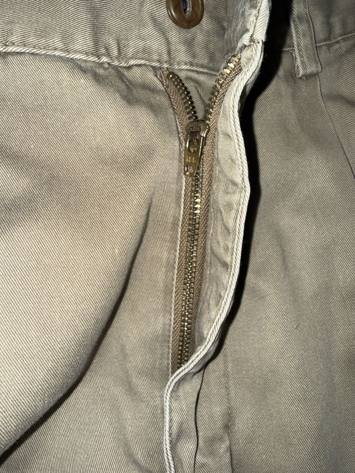 Chaps Ralph Lauren Vintage Chaps Ralph Lauren Pleated Chinos Tan 34x32 Size US 34 / EU 50 - 6 Thumbnail