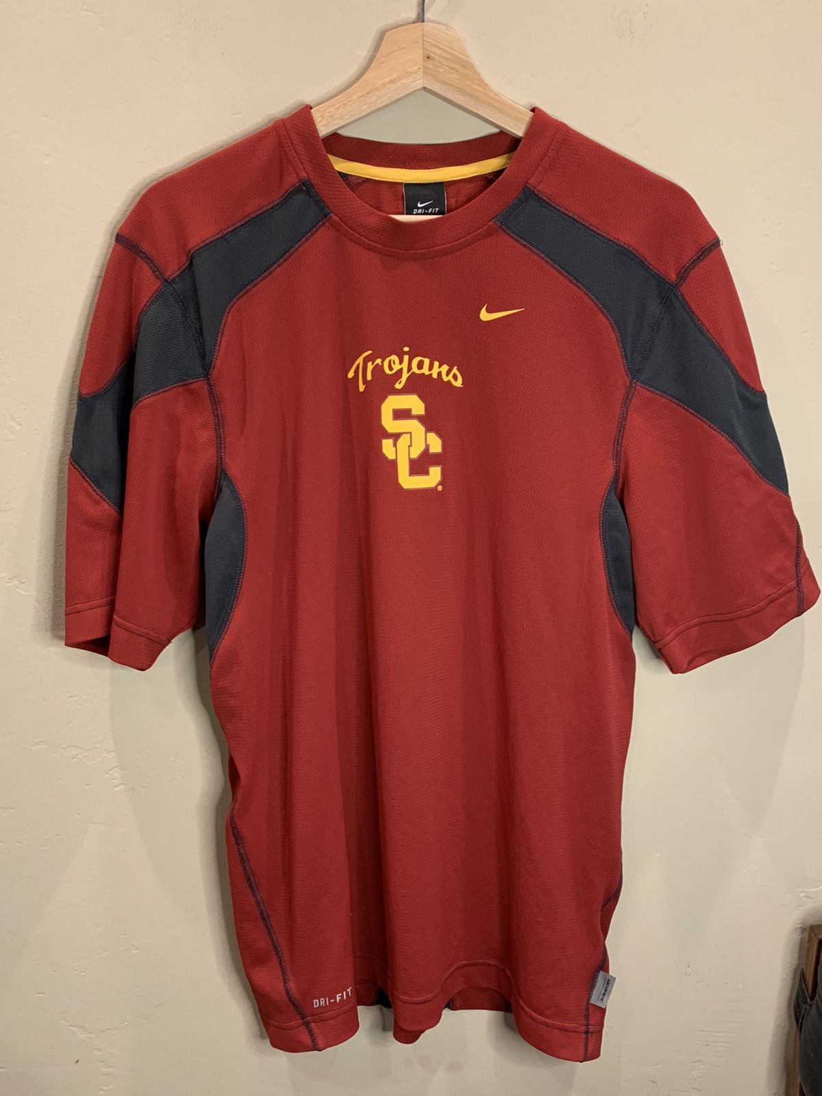 image of USC Trojans Dri-Fit Collegiate Jersey Shirt in Gold/Red/White, Men's (Size Medium)