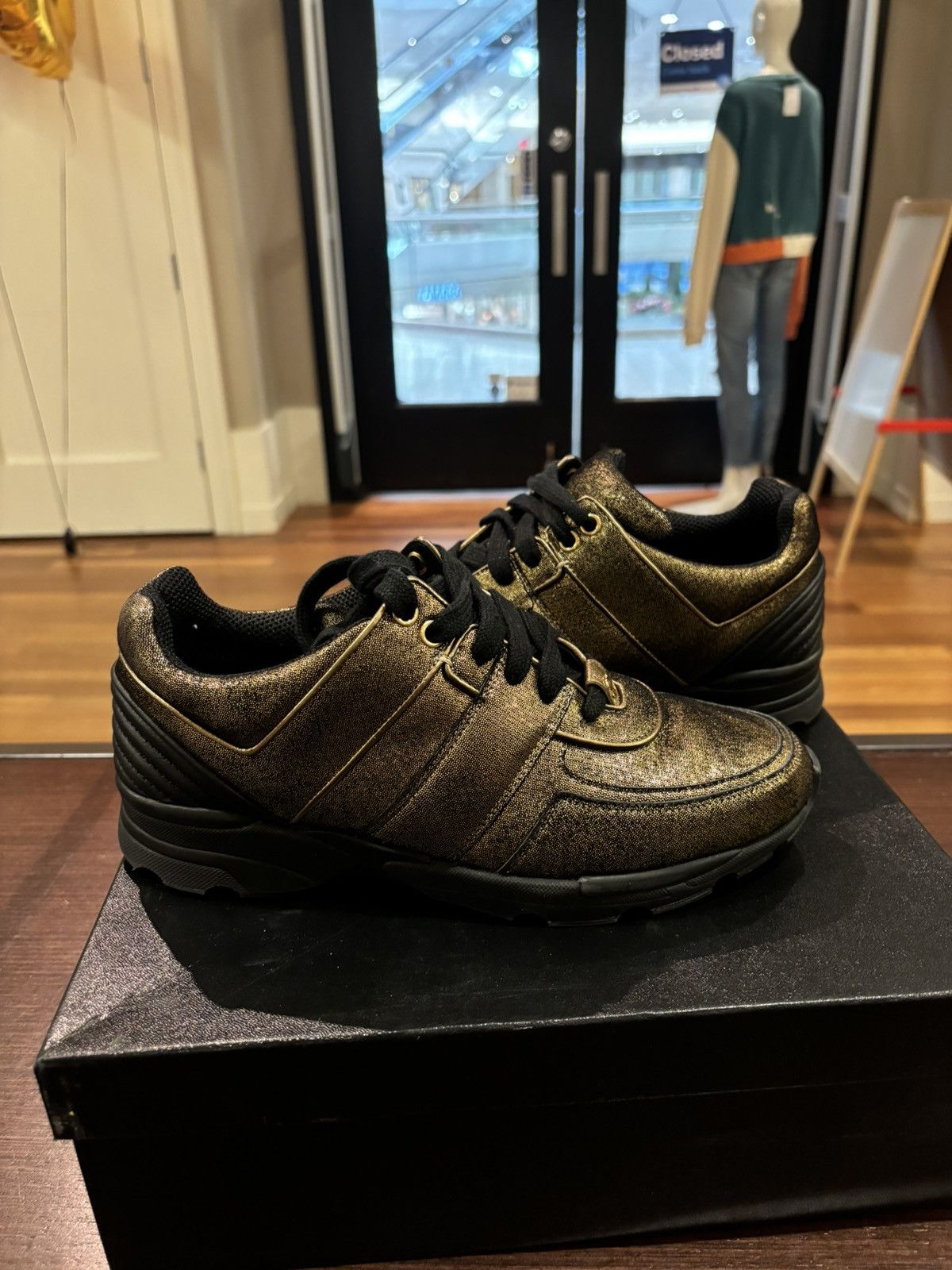 Chanel Chanel Trainer Gold/Black Size US 5.5 / EU 38 - 2 Thumbnail