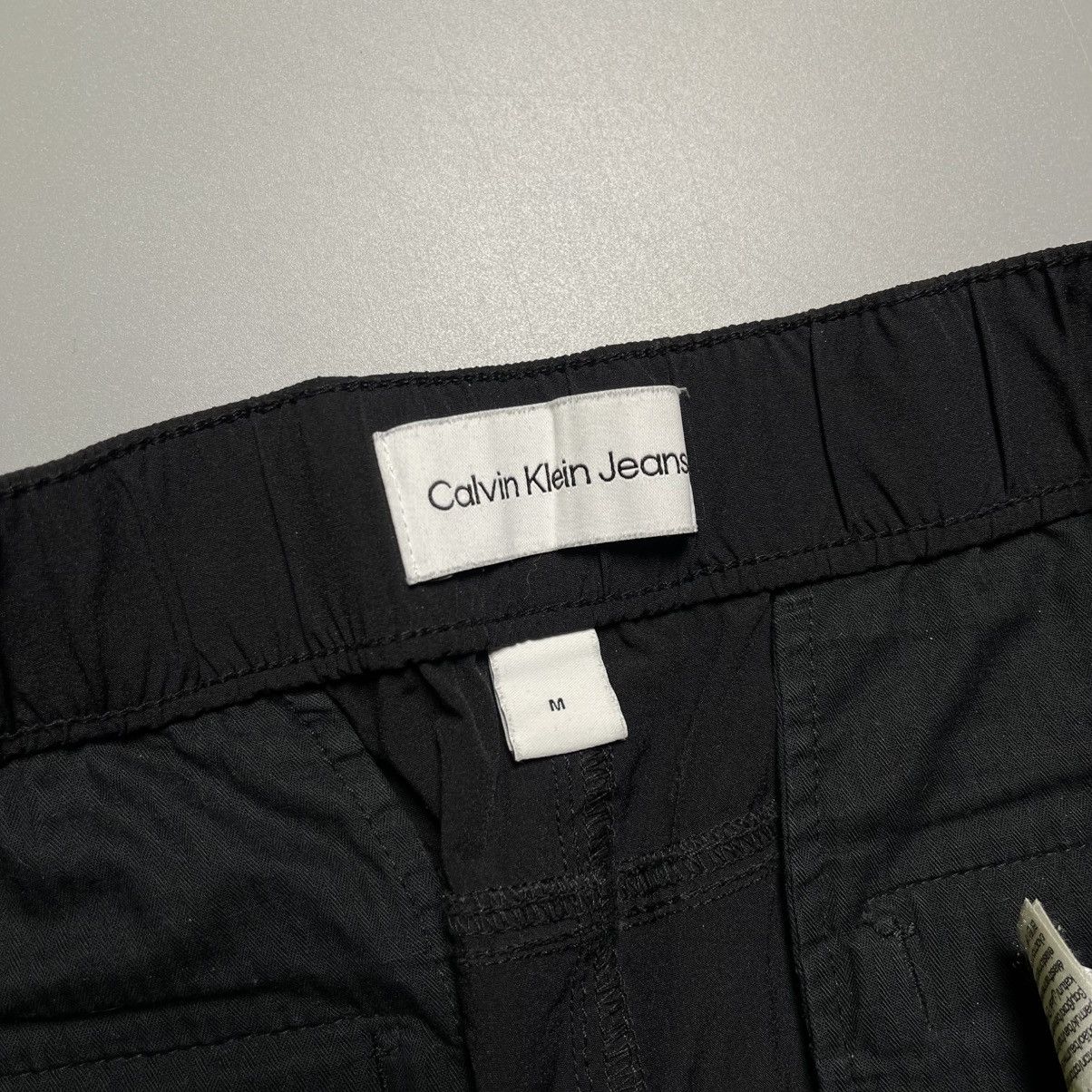 Calvin Klein × Vintage CALVIN KLEIN JEANS JOGGER TRACK PANTS SIZE “M” Size US 33 - 5 Thumbnail