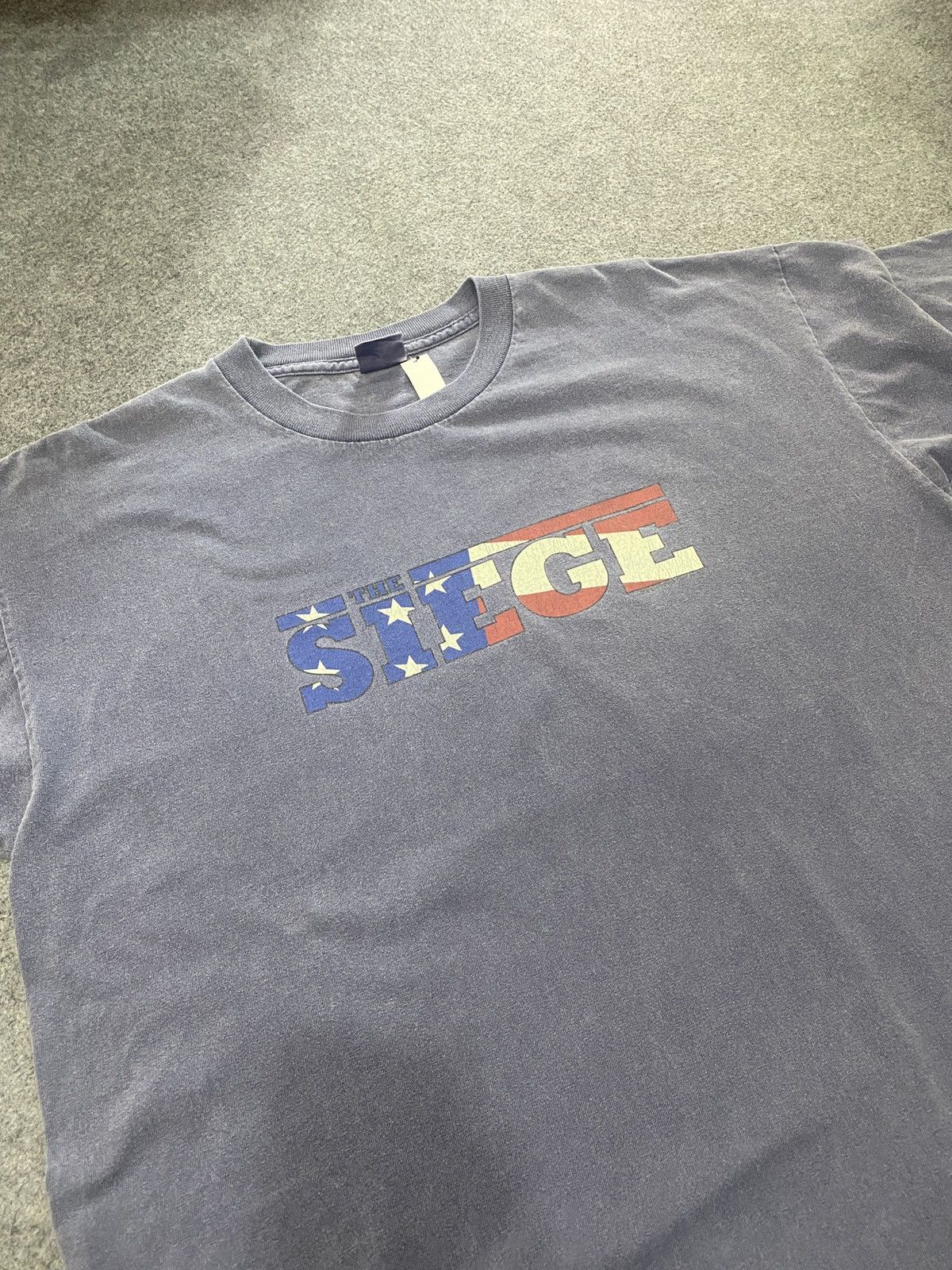 Alstyle Vintage 1998 THE SIEGE Movie Promo T-Shirt Size US XL / EU 56 / 4 - 2 Thumbnail