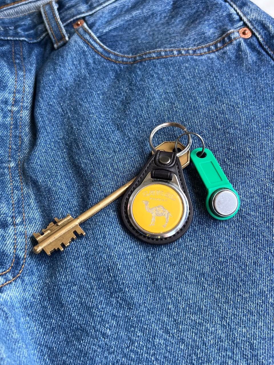 Camel × Marlboro × Vintage Marlboro 90s Camel Retro Keychain Leather Steel Auto Racing Size ONE SIZE - 6 Thumbnail