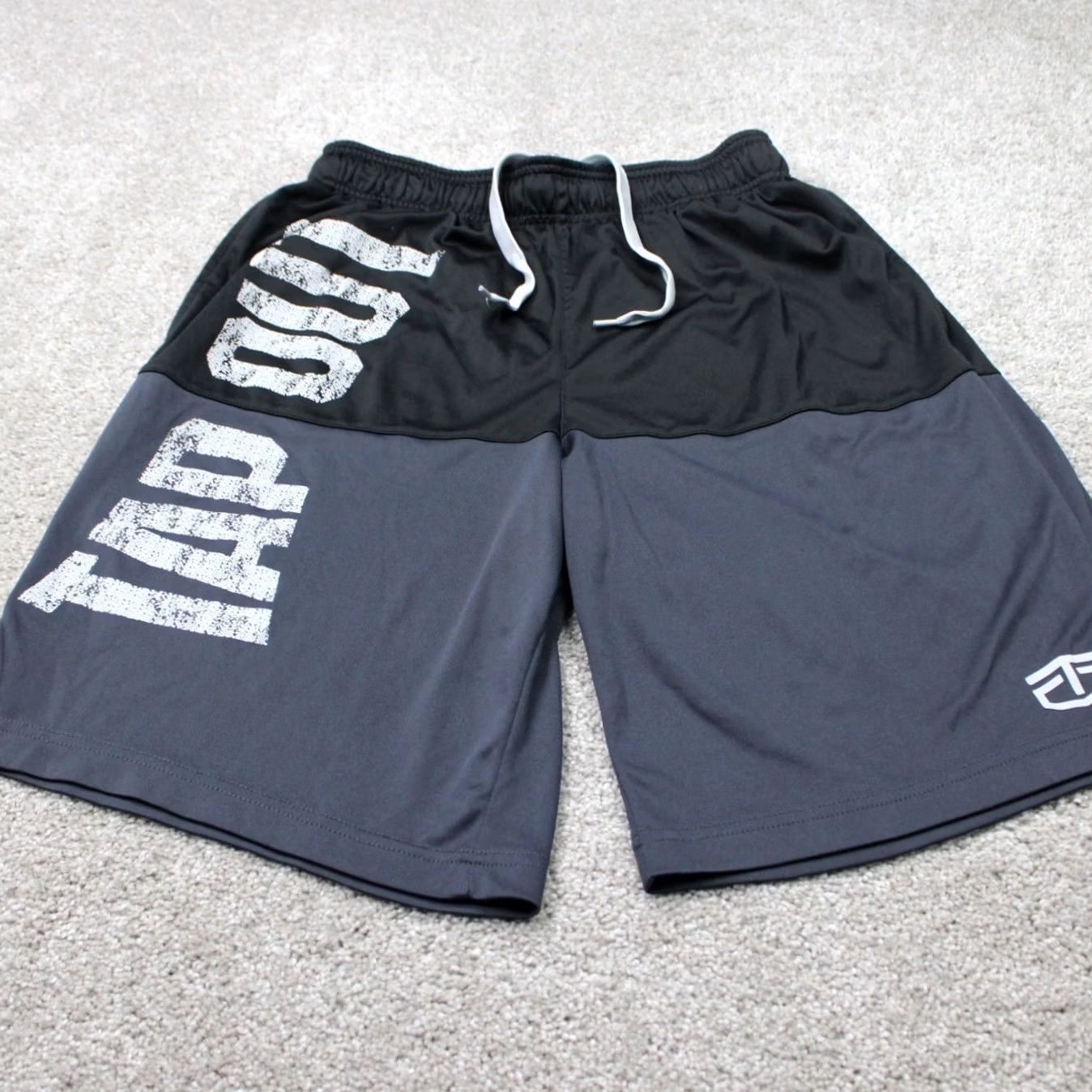Tapout Tapout Mens Small Shorts Black & Gray Drawstring Workout Gym Training Polyester Size US 29 - 2 Thumbnail