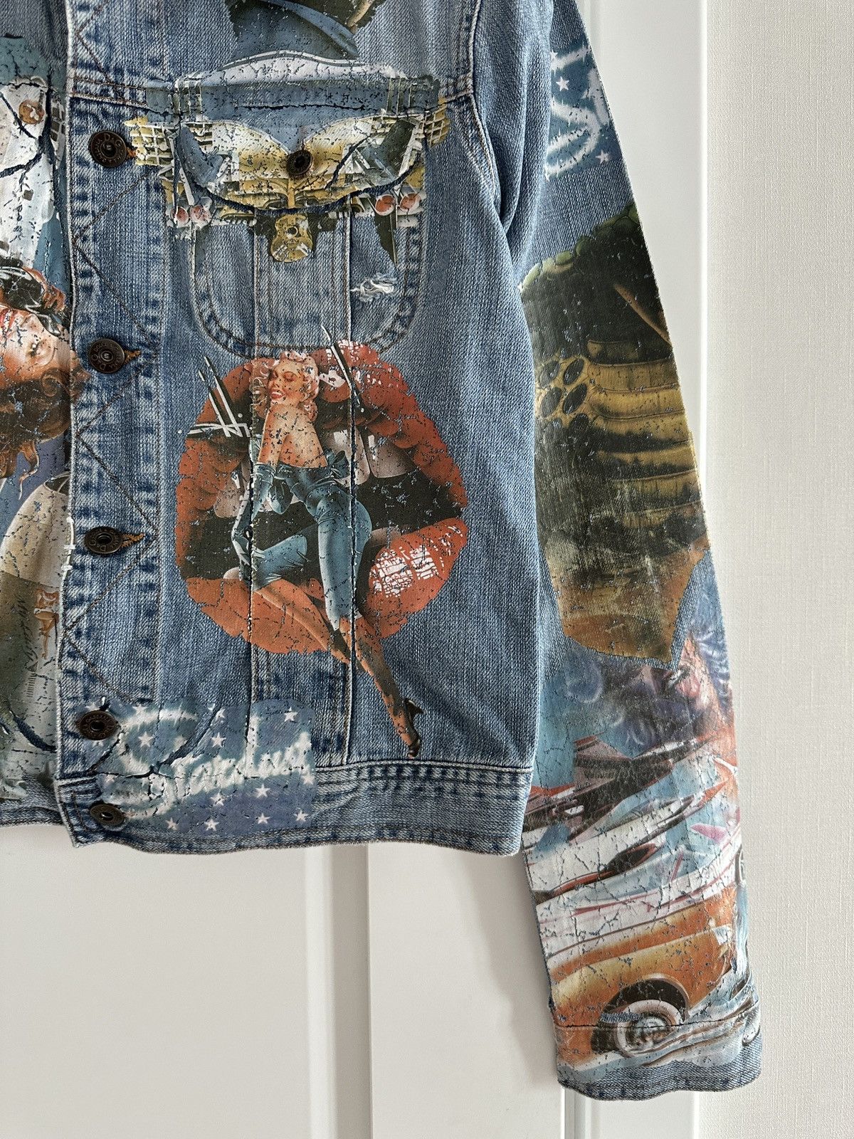 Dolce & Gabbana Vintage Dolce & Gabbana Pin Up Girls Retro Car Denim Jacket Size L / US 10 / IT 46 - 11 Thumbnail