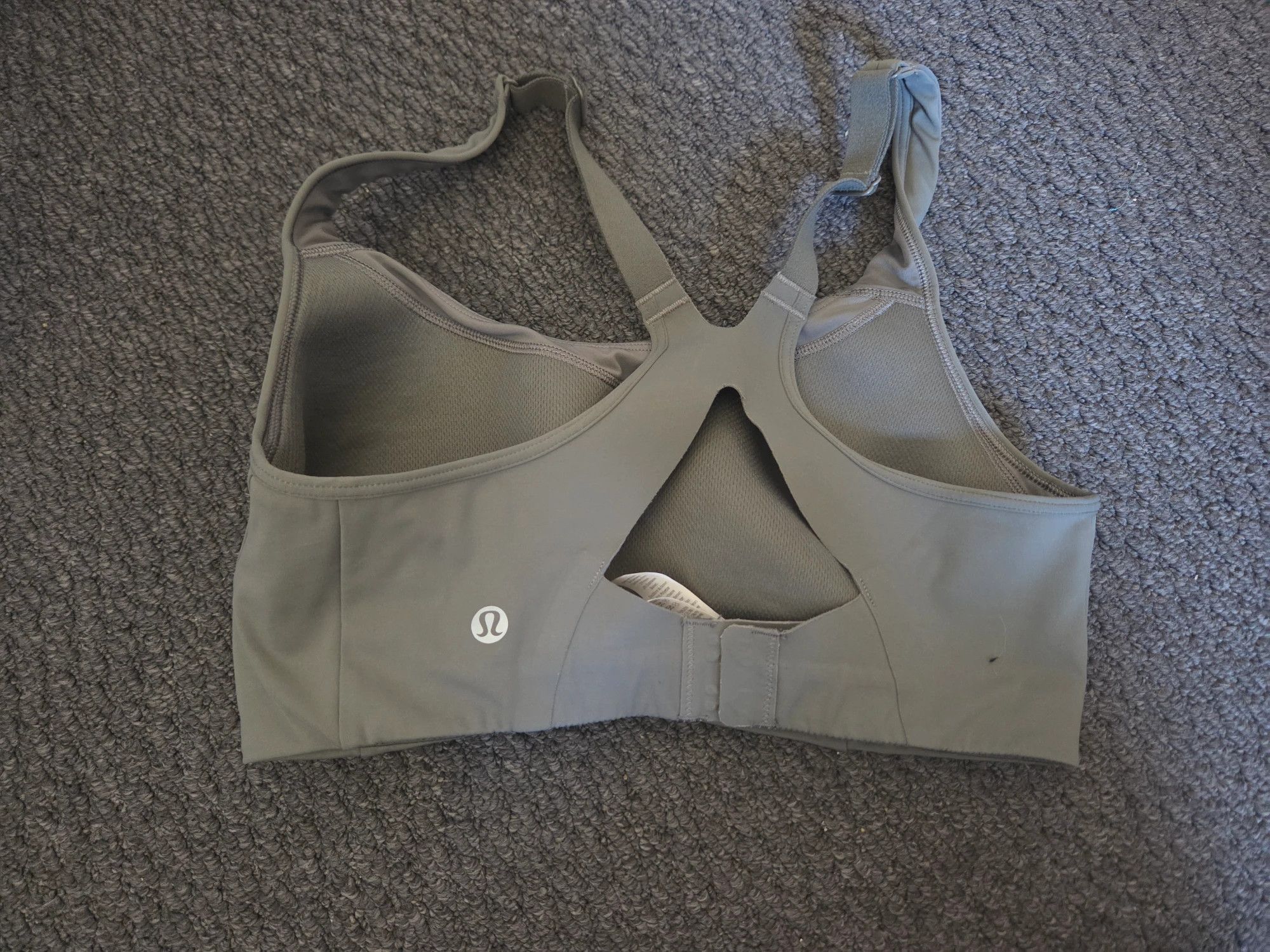 Lululemon Lululemon Light Grey Padded Sports Bra 34C Hook & Eye Medium Support Size ONE SIZE - 2 Thumbnail