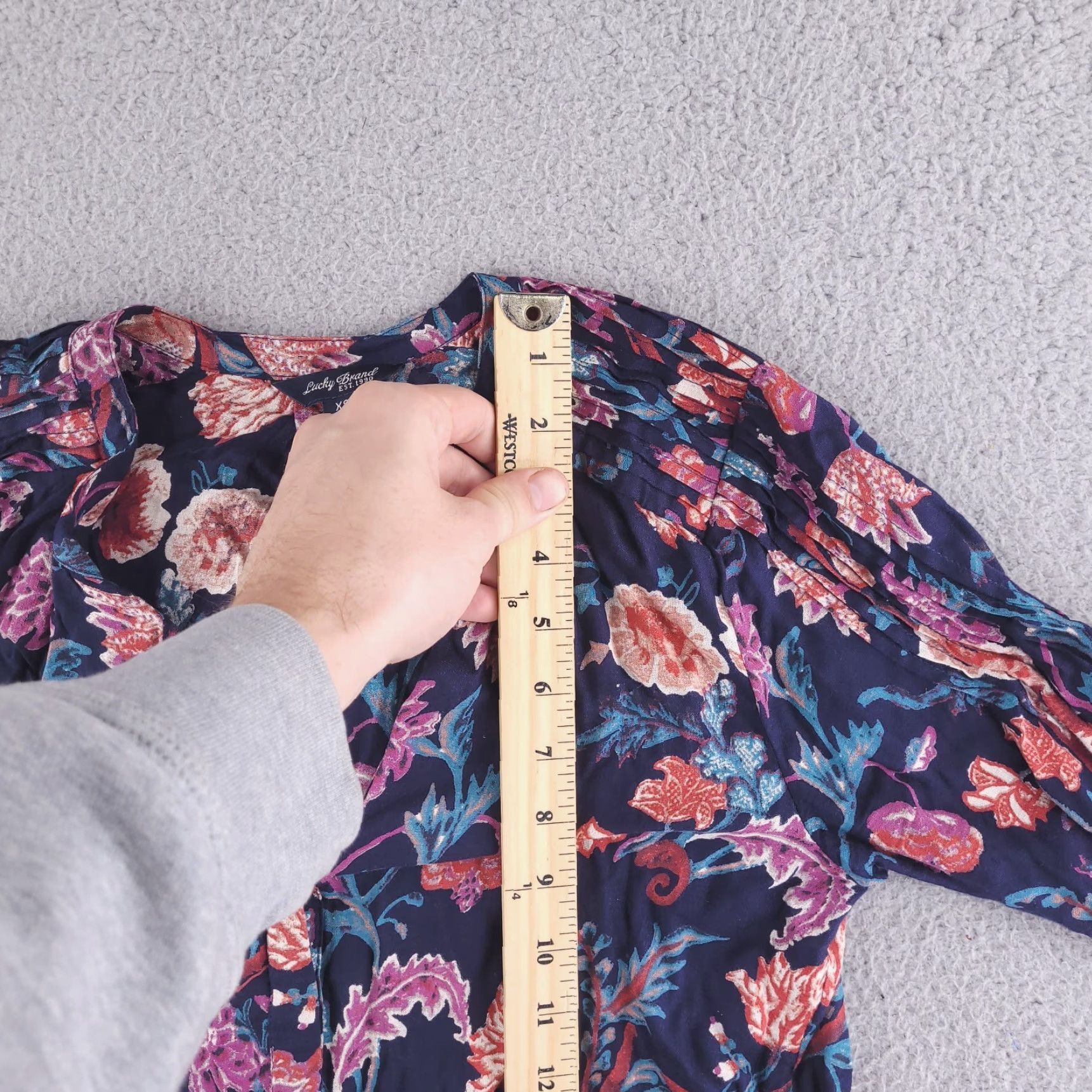 Lucky Brand Lucky Brand Top Womens XS Floral Paisley Popover Long Sleeve V-Neck Blouse Dress Shirt Womens XS Blue Paisley 90s? Size XS / US 0-2 / IT 36-38 - 6 Thumbnail
