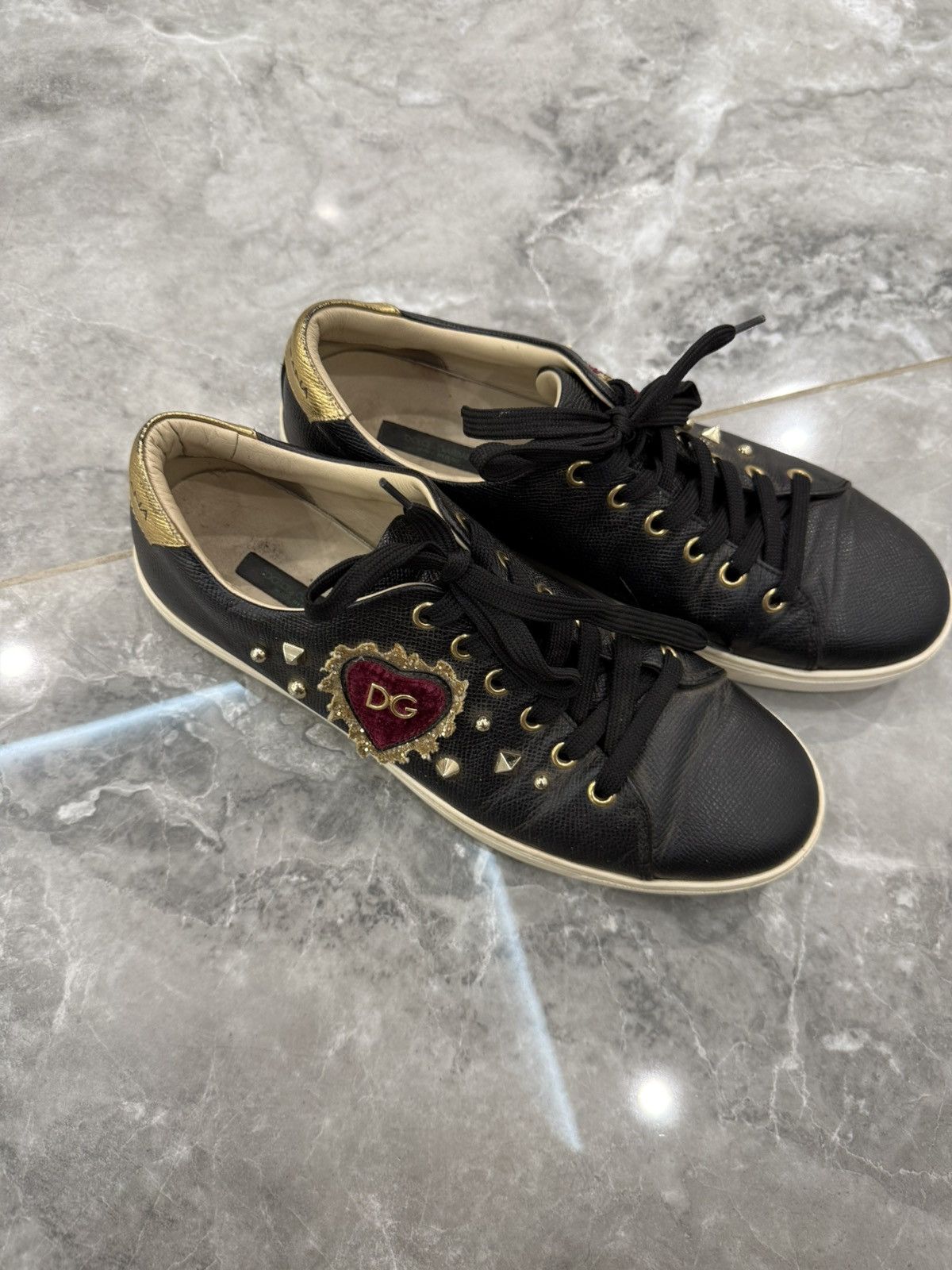 Dolce & Gabbana Vintage Dolce & Gabbana Sneakers Low Top Sneakers Size US 8.5 / IT 38.5 - 1 Thumbnail