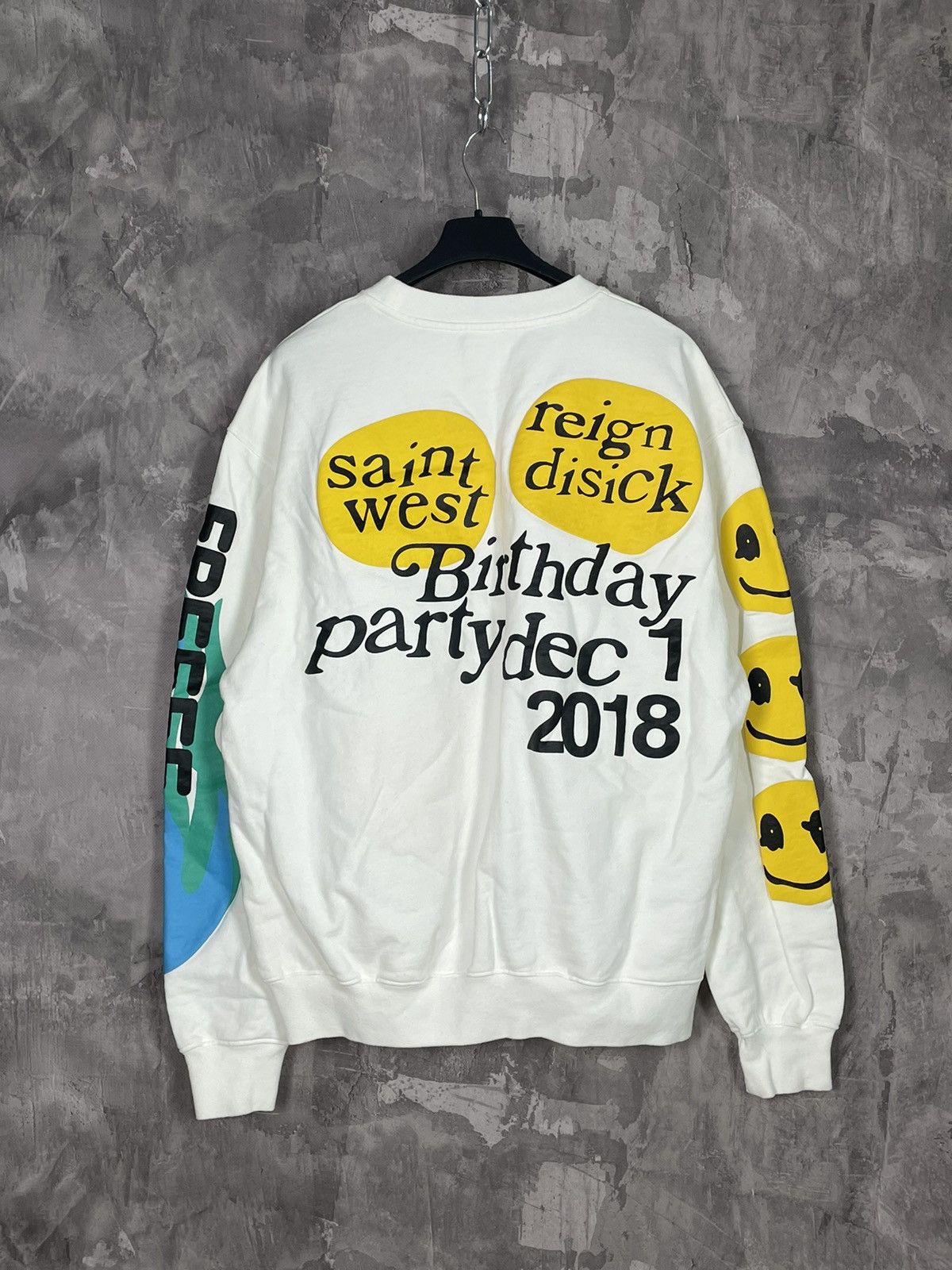 Japanese Brand Lucky Me It’s My Birthday Streetwear Y2K Big Logo Sweatshirt Size US L / EU 52-54 / 3 - 2 Thumbnail