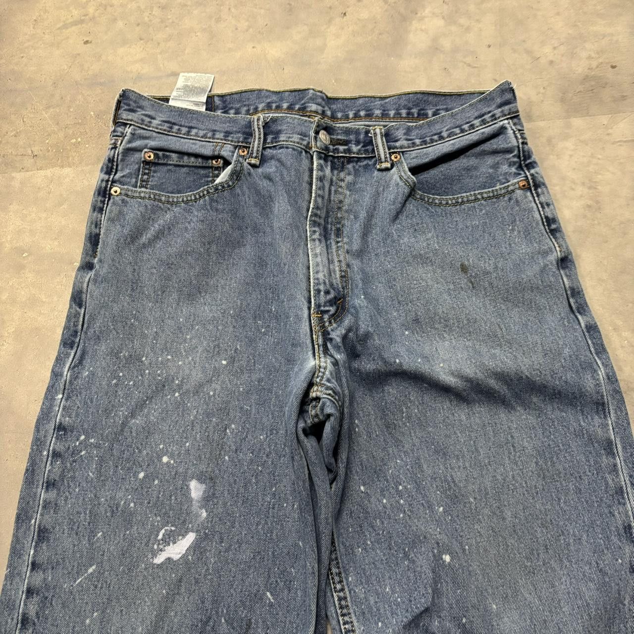 Levi's × Vintage Crazy Vintage Y2K/2000s Levis Medium Wash Essential Denim Jeans! Size US 34 / EU 50 - 5 Thumbnail