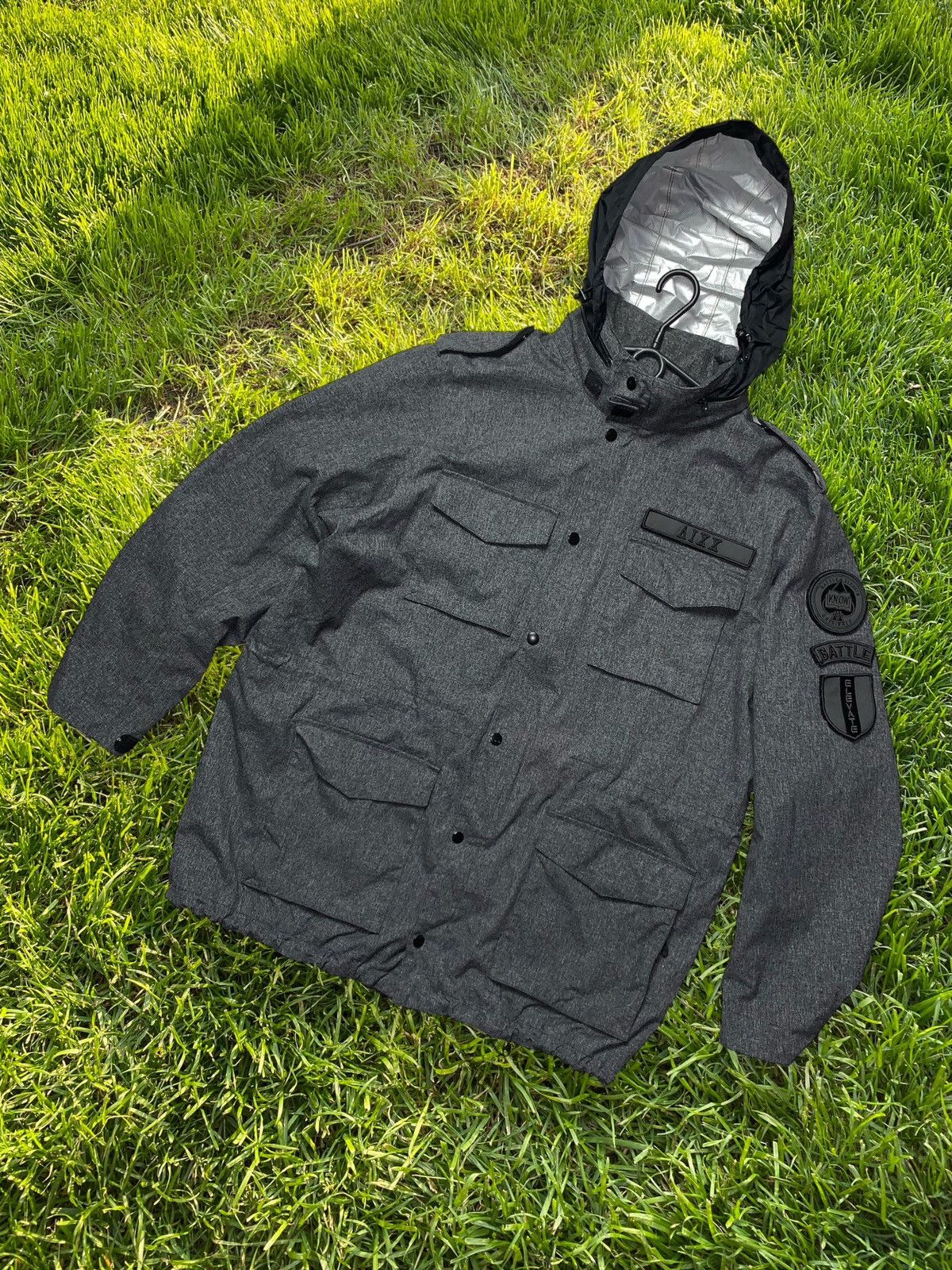 image of Nike Jacket Parka Logo Elevate Koby Bryant Merch in Grey, Men's (Size 2XL)