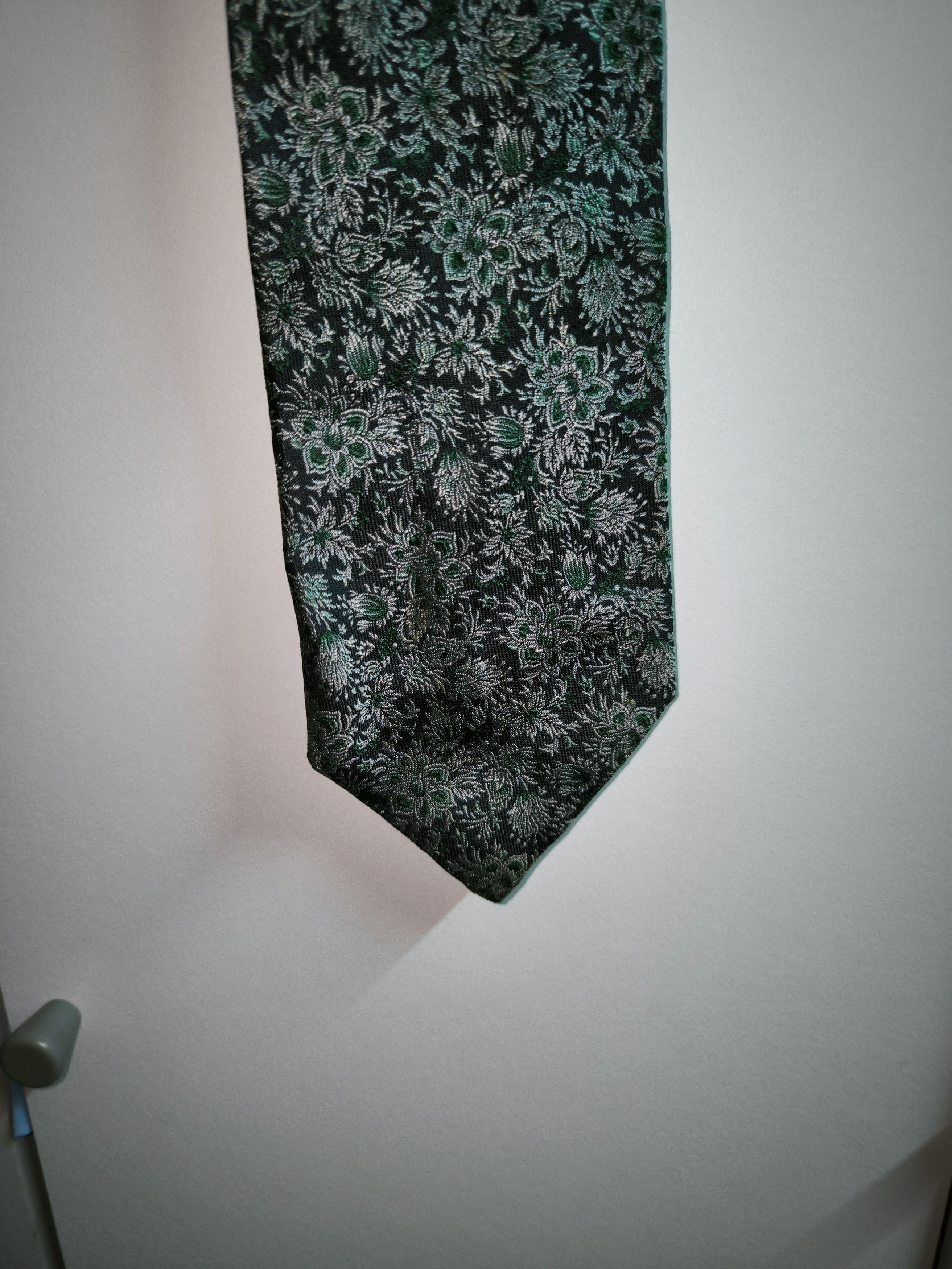 Fendi Green Necktie Size ONE SIZE - 5 Thumbnail
