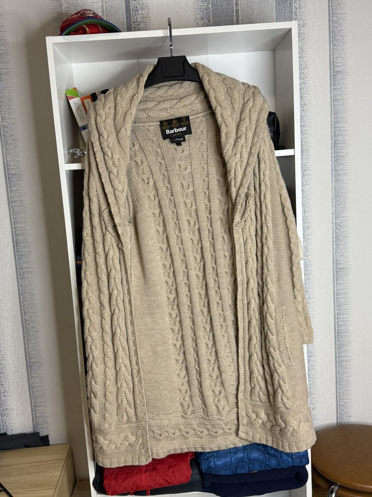 Barbour Barbour Gold Label Cable knit Beige Heavy cardigan wmns sz L Size L / US 10 / IT 46 - 10 Thumbnail