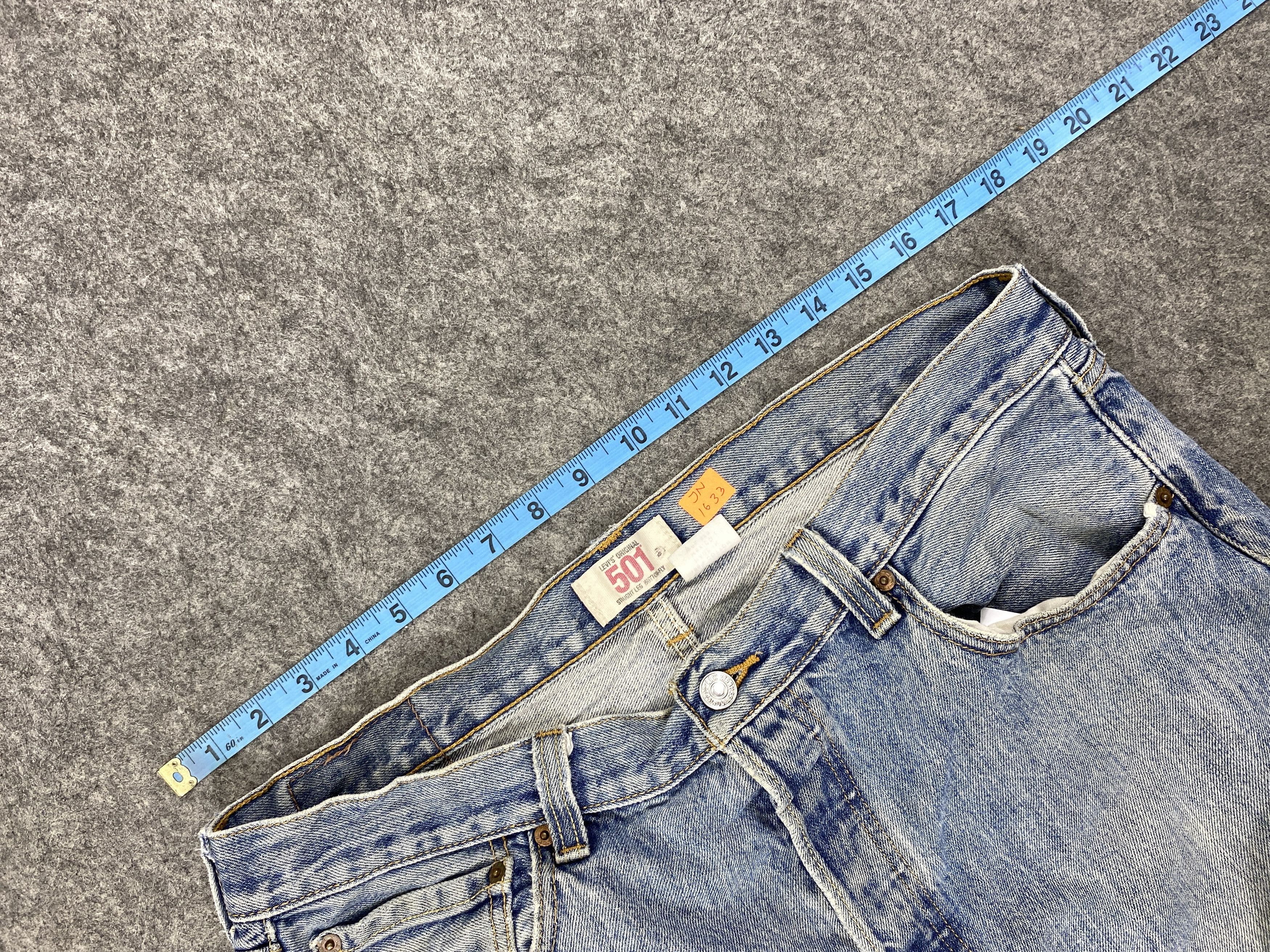 Levi's Blue Wash Vintage Levi's 501 Jeans 35x33.5 Denim -JN1633 Size US 35 - 5 Thumbnail