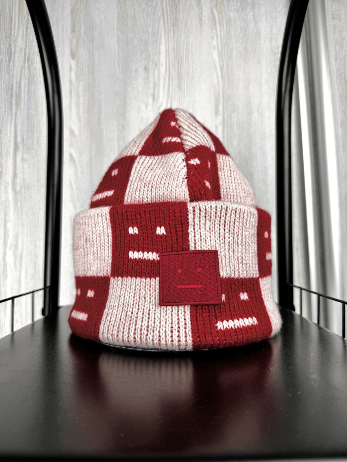 Acne Studios Acne Studios Jacquard Knit Beanie Red/Faded Pink Size ONE SIZE - 2 Thumbnail