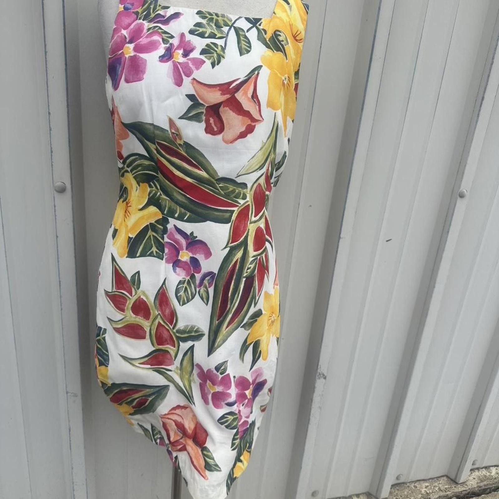 Icy Rabbit Rabbit Women's Multi and White Casual-dress Size ONE SIZE - 1 Thumbnail
