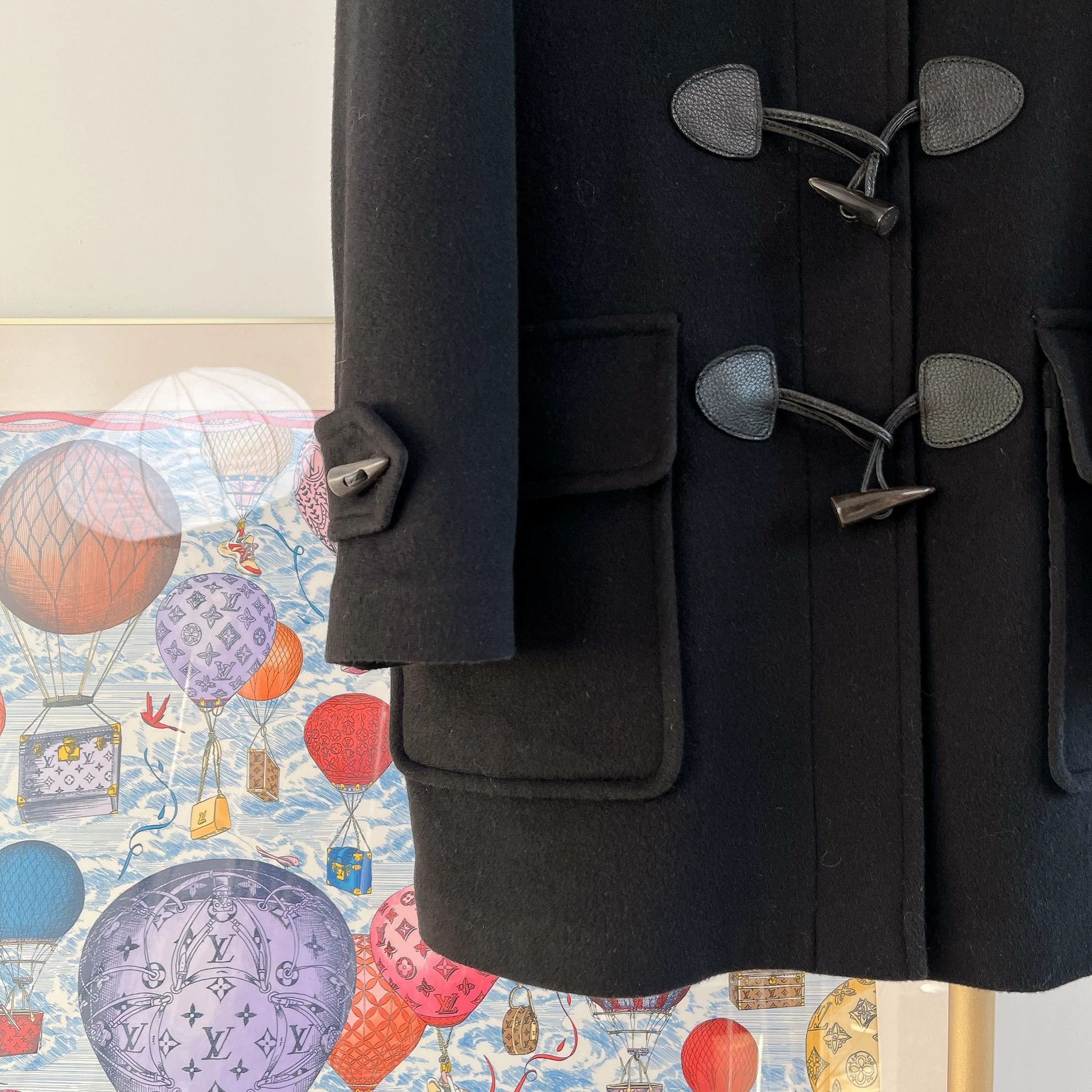Burberry Burberry black wool coat w/ black horn buttons IT38 Size M / US 6-8 / IT 42-44 - 5 Thumbnail