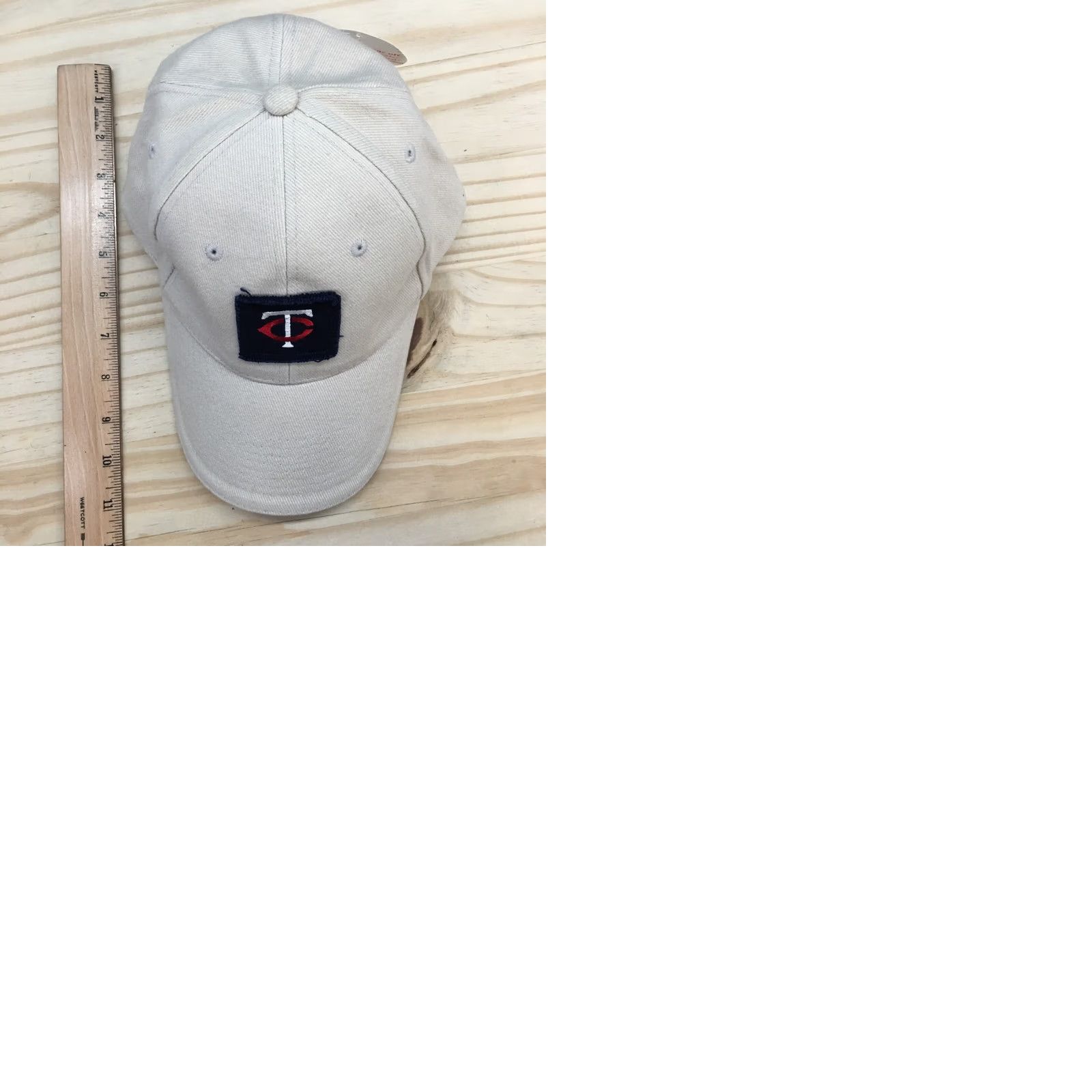 Twins Minnesota Twins Baseball Cap Hat Mens One Size Beige Cotton DQ 2005 Logo NWT Size ONE SIZE - 10 Thumbnail