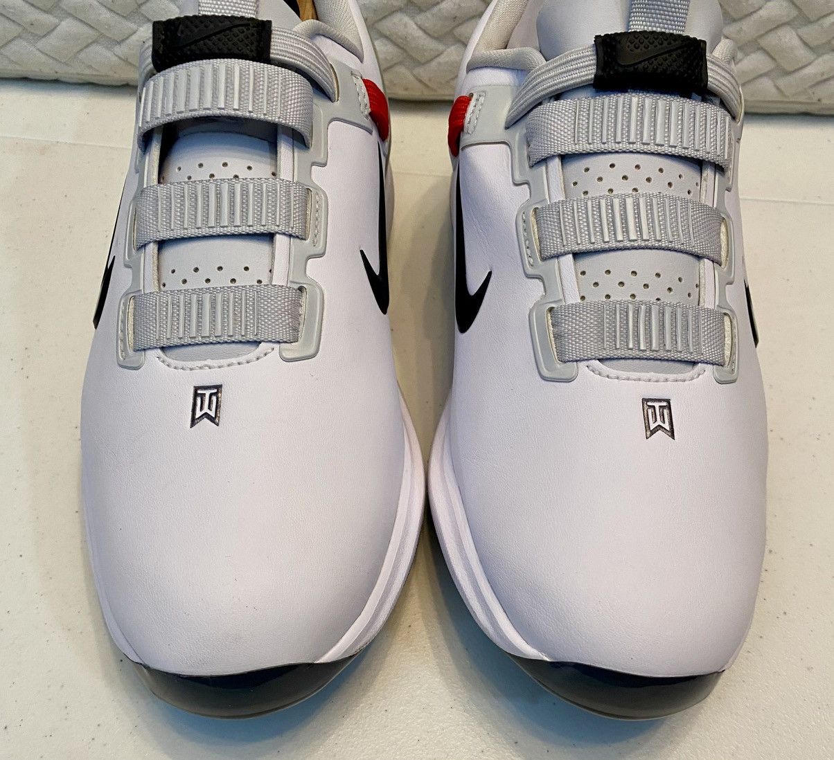 Nike × Tiger Woods Nike Tiger Woods TW71 Fast Fit Golf Cleats 8 US Size US 8 / EU 41 - 12 Thumbnail