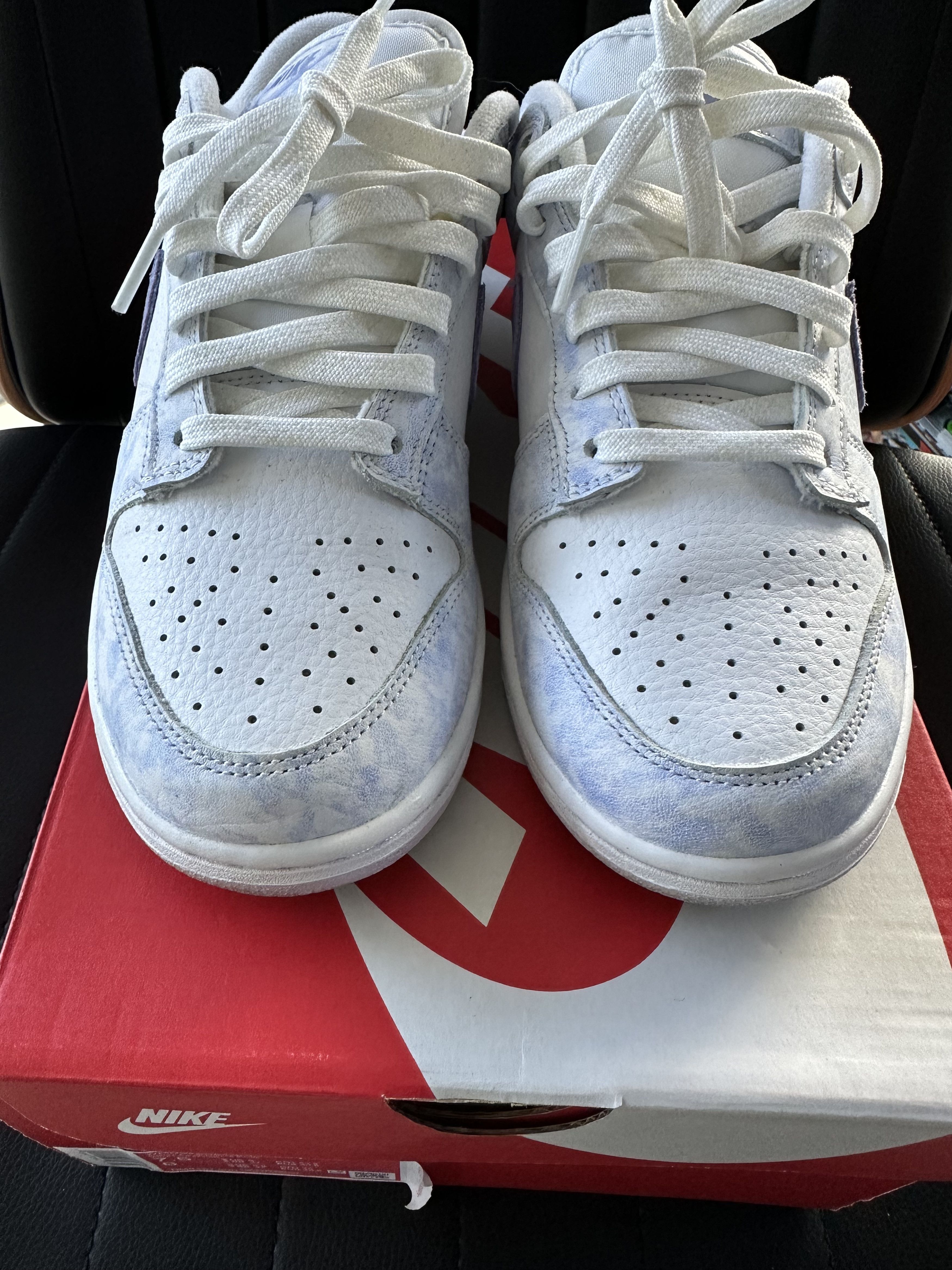 Nike PREOWNED WMNS NIKE DUNK LOW OG "PURPLE PULSE" Size US 7.5 / IT 37.5 - 1 Thumbnail