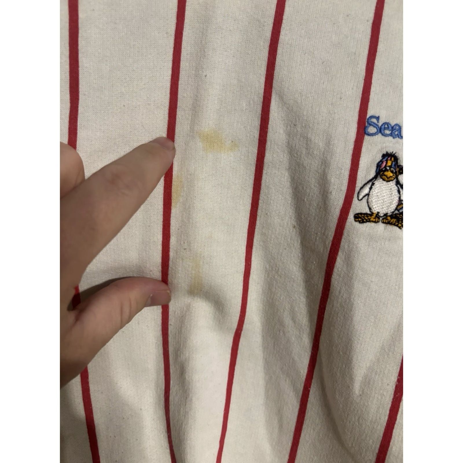 Vintage VINTAGE Sea World Shirt M White Poly Tees Unisex Adults Graphic Print Long Sleeve Crew Neck 80s Animals USA Shirt Mens Womens Size US M / EU 48-50 / 2 - 2 Thumbnail