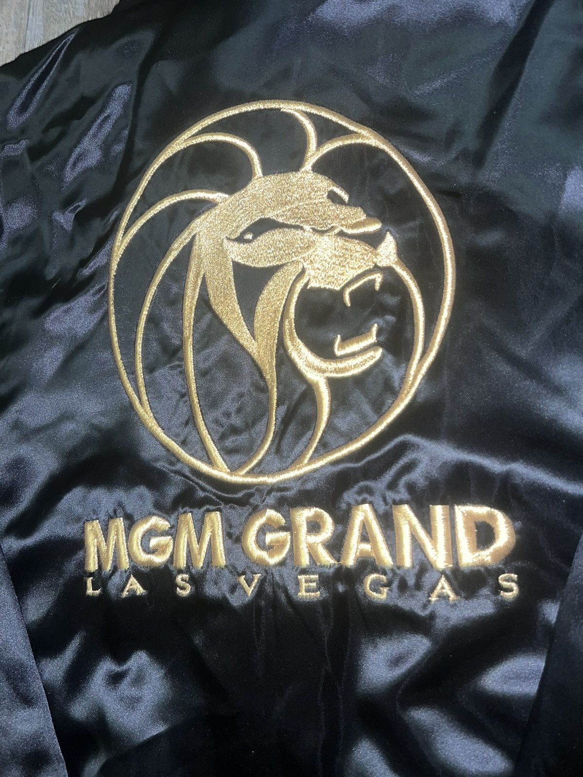 Other Vintage MGM Grand Las Vegas Bomber Jacket Size Large Size US L / EU 52-54 / 3 - 2 Thumbnail