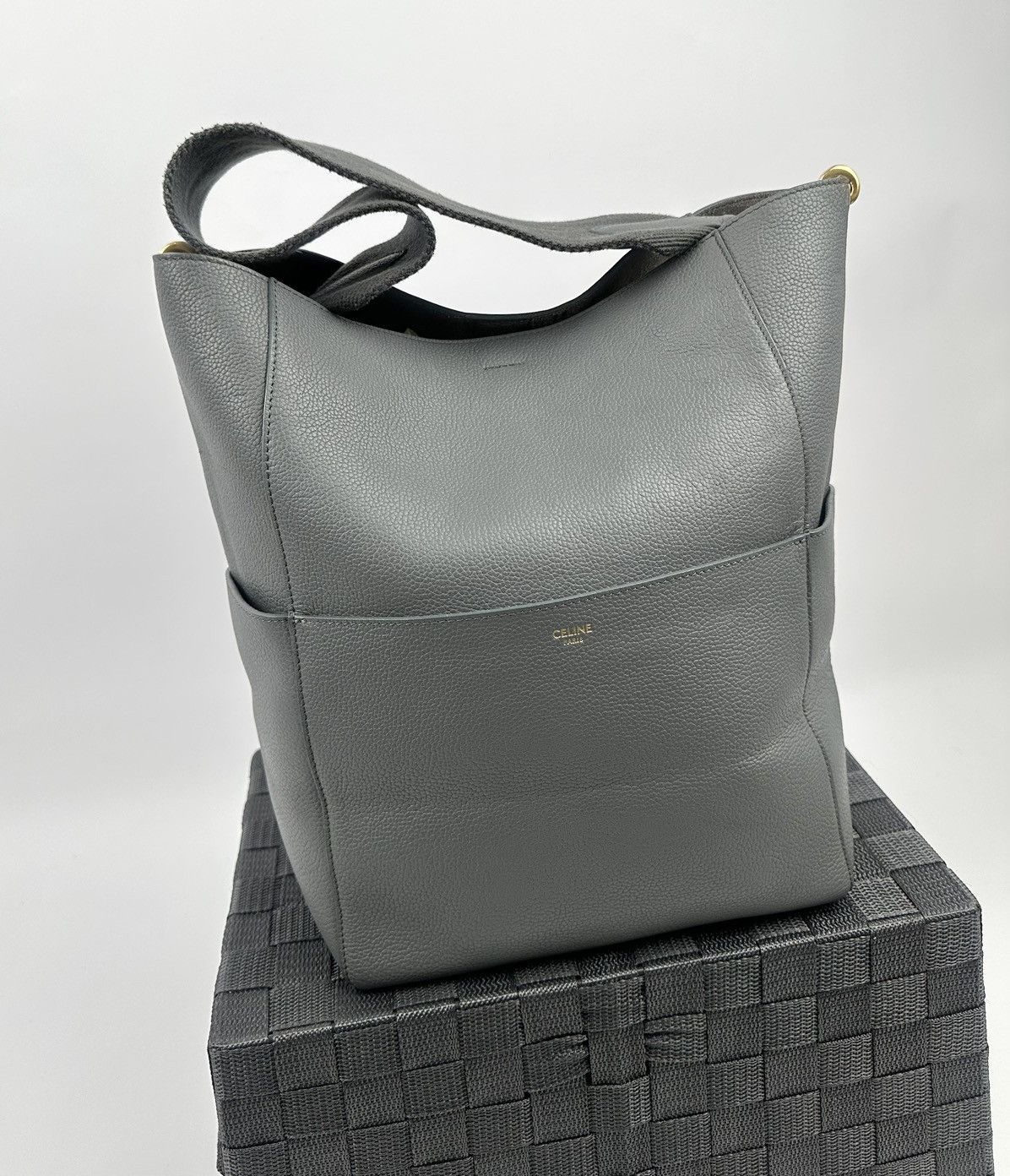 Celine Celine Seau Sangle Bucket Bag Grained Gray Size ONE SIZE - 2 Thumbnail
