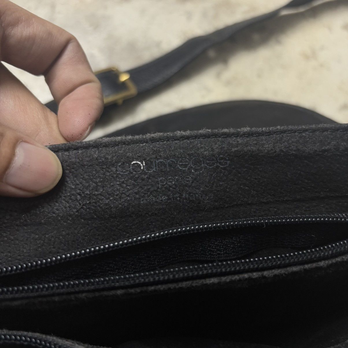 Courreges × Vintage VINTAGE COURREGES SLING BAG Size ONE SIZE - 8 Thumbnail