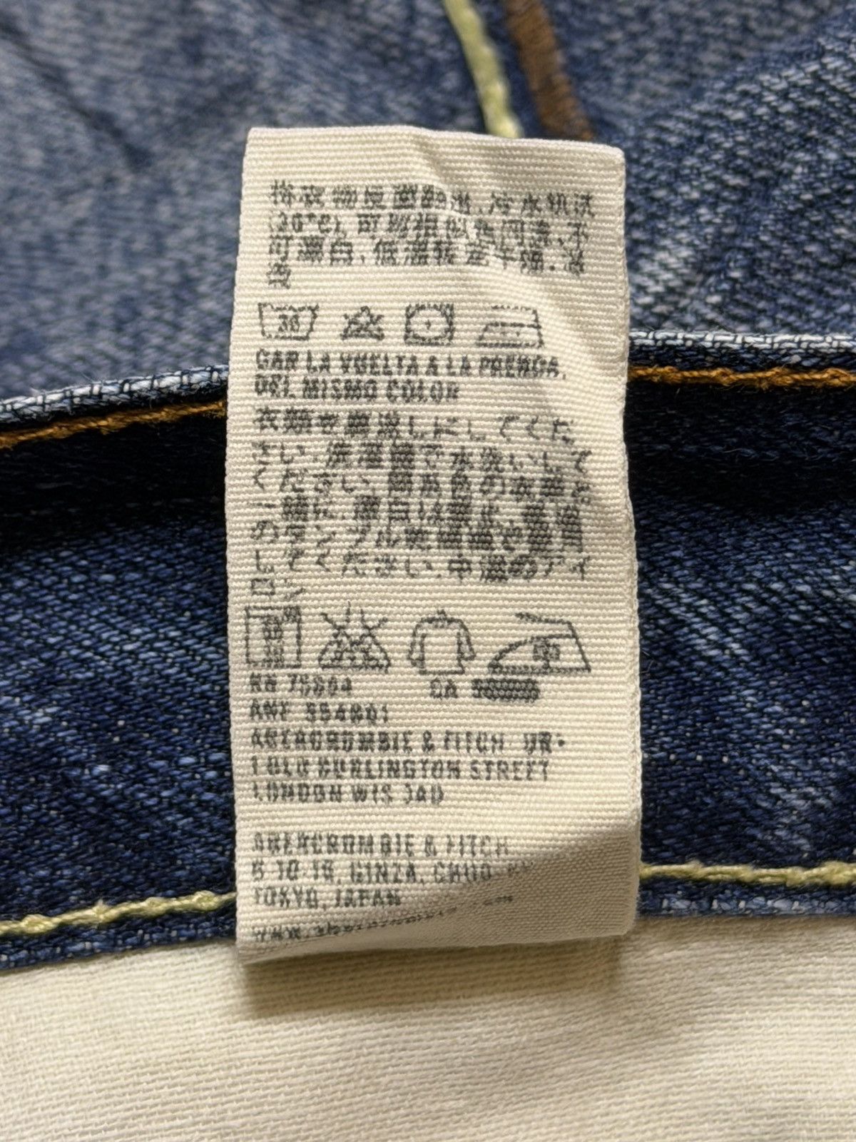 Abercrombie & Fitch Vintage 90s Abercrombie & Fitch Blue Wash Ripped Regular Fit Size US 34 / EU 50 - 8 Thumbnail