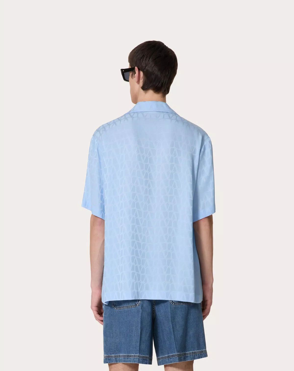 Valentino oc11z0725 Silk Bowling Shirt in Sky Blue Size US L / EU 52-54 / 3 - 6 Thumbnail
