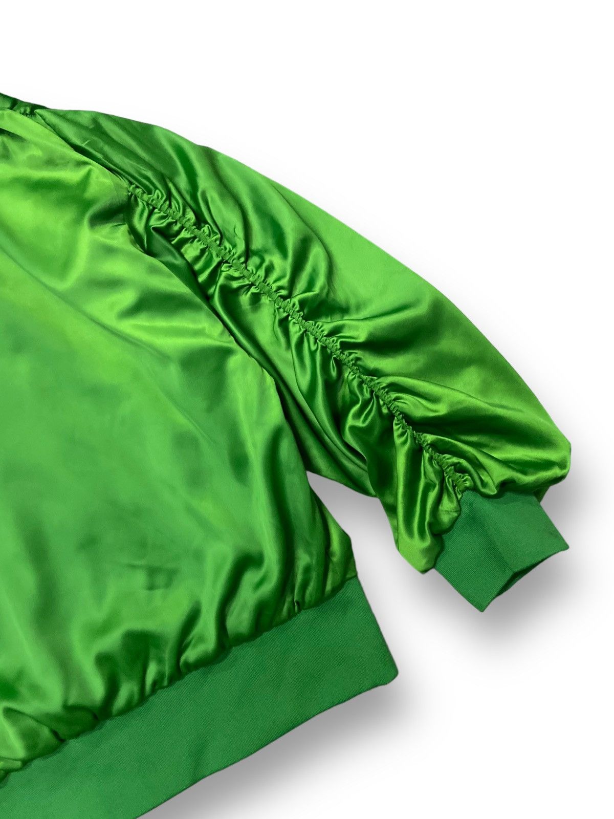 Designer × Japanese Brand × Vintage Vintage Japanese Brand Satin Fur Hooded Bomber Jacket Size US M / EU 48-50 / 2 - 7 Thumbnail