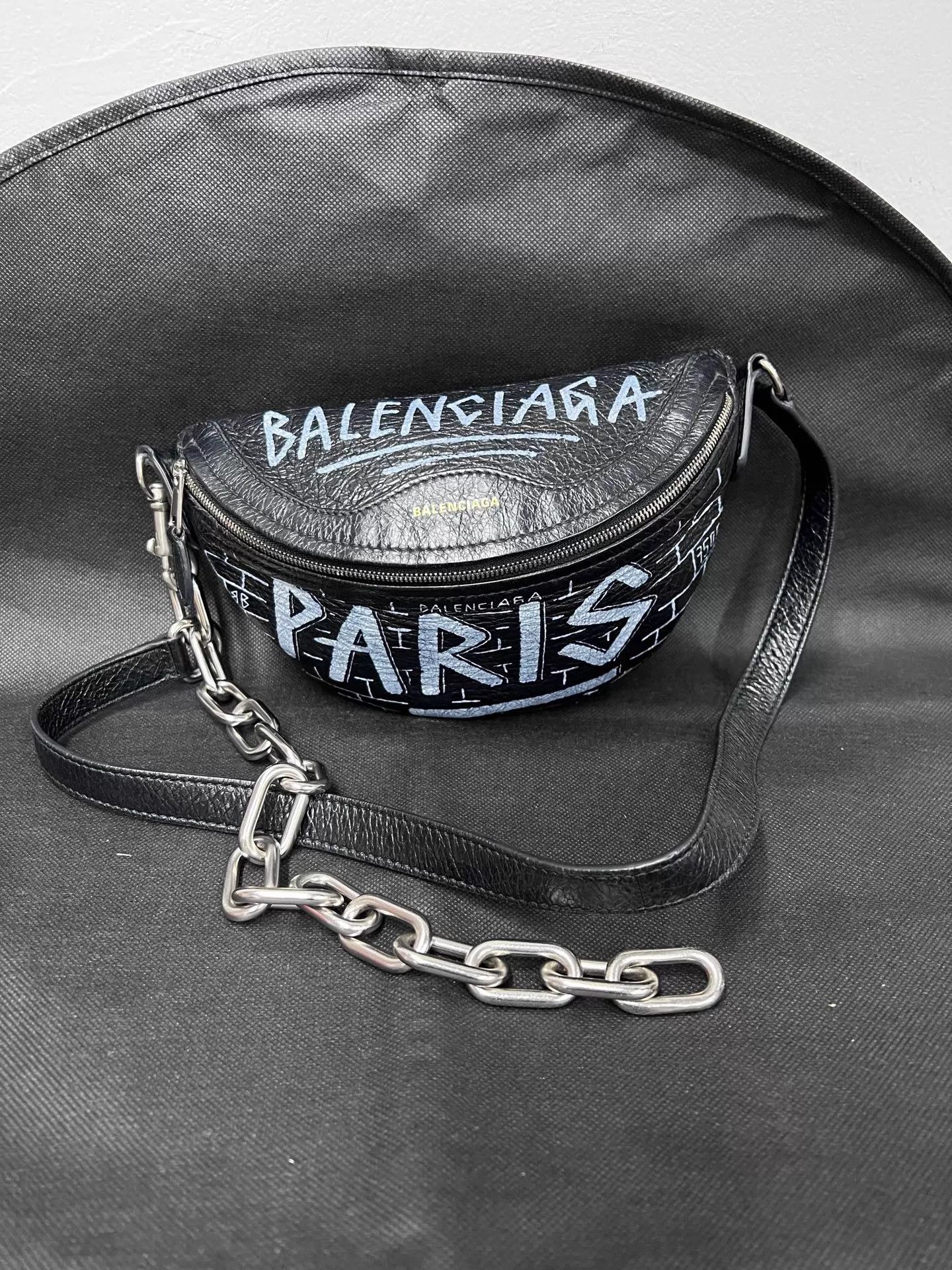 Balenciaga Balenciaga Black Graffiti Chest Bag 99 New Size ONE SIZE - 1 Thumbnail