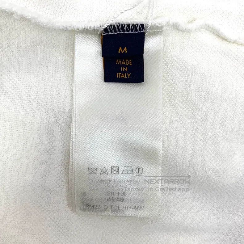 Louis Vuitton Louis Vuitton 22 white logo embossed full-print cotton cre Size US M / EU 48-50 / 2 - 6 Thumbnail