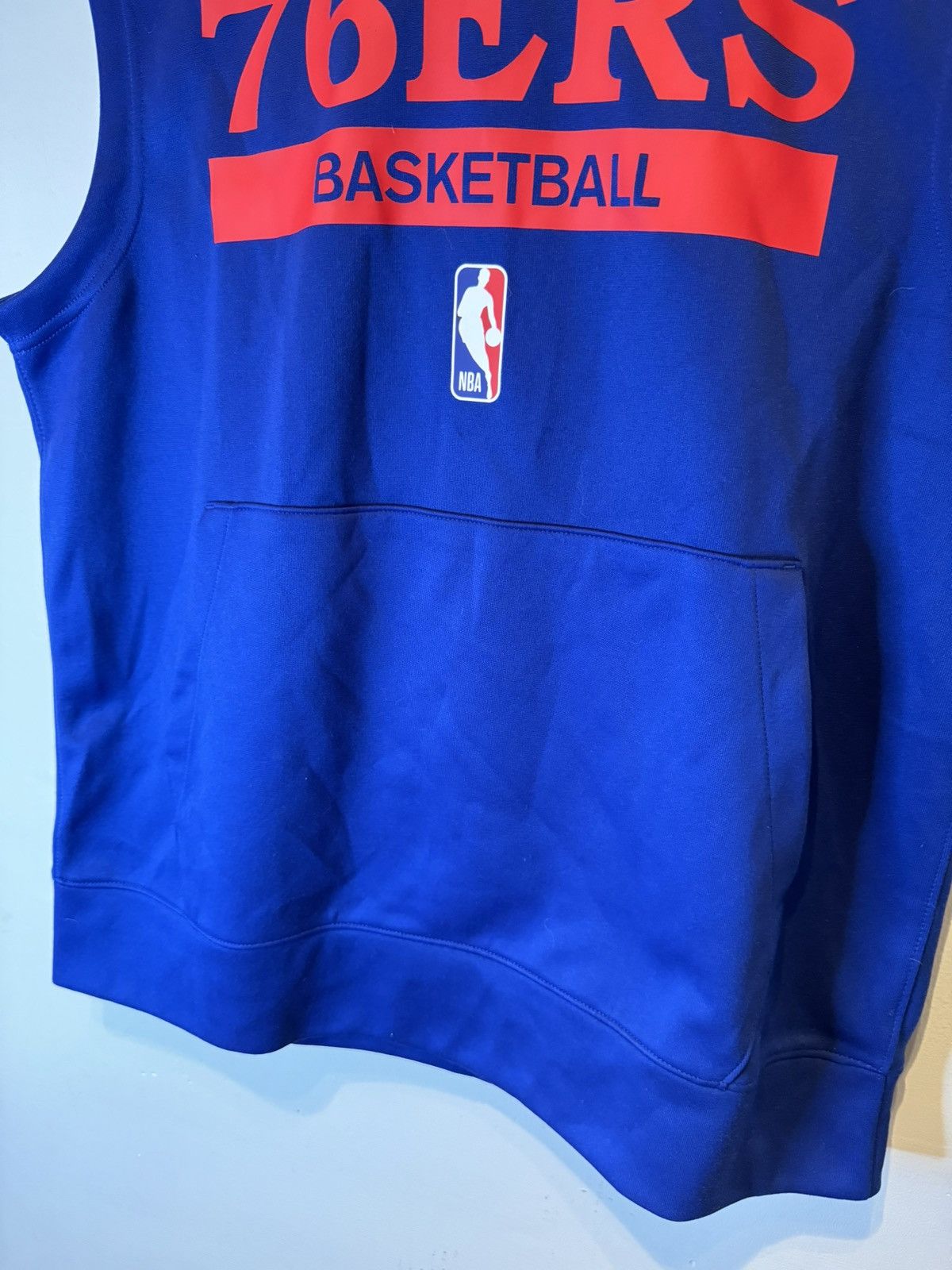 Nike New Nike Mens Philadelphia 76ers NBA Sweatshirt BLUE Size M Size US M / EU 48-50 / 2 - 3 Thumbnail