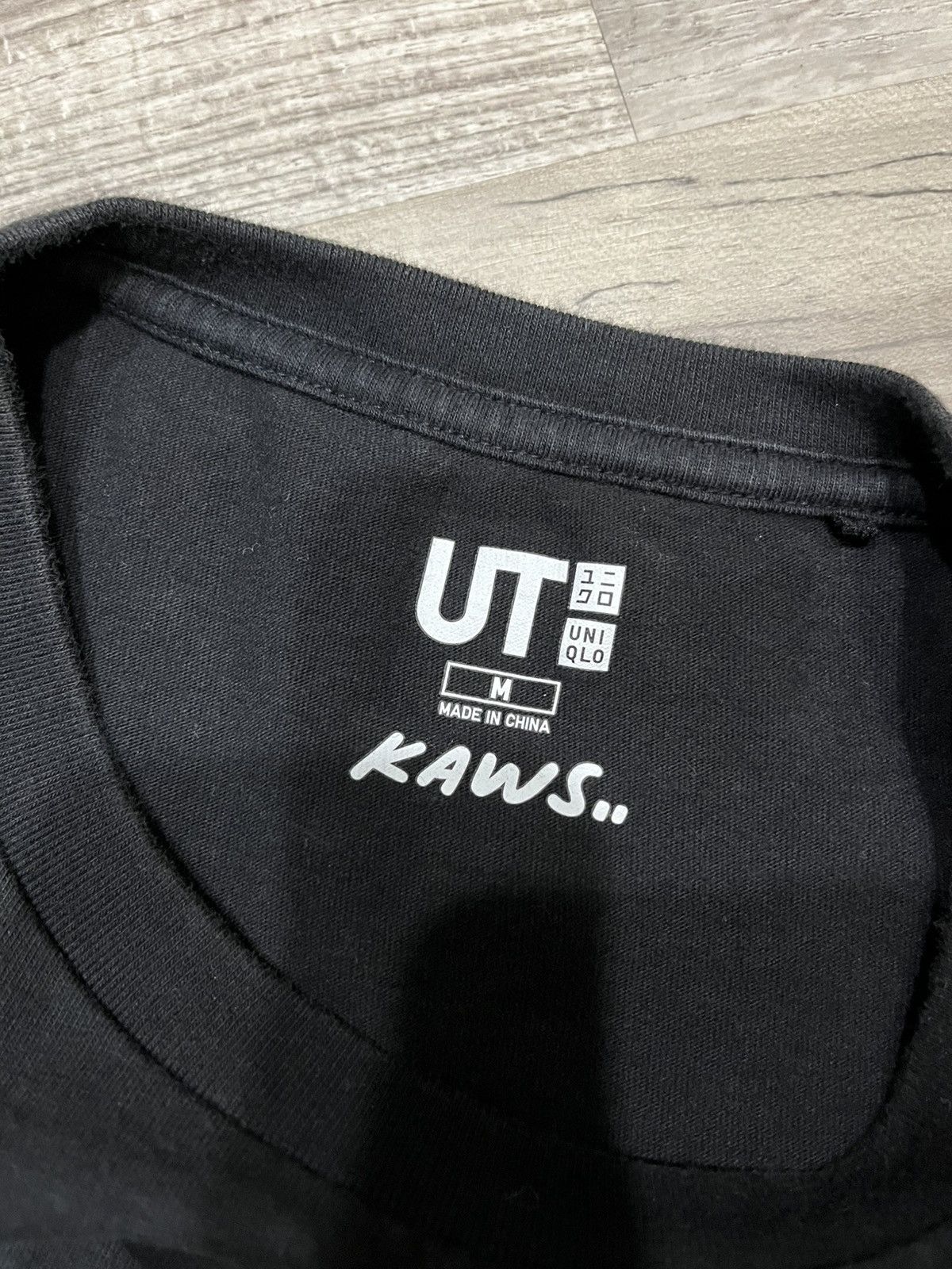 Kaws × Uniqlo Kaws x Uniqlo Tshirt size M Size US M / EU 48-50 / 2 - 3 Thumbnail