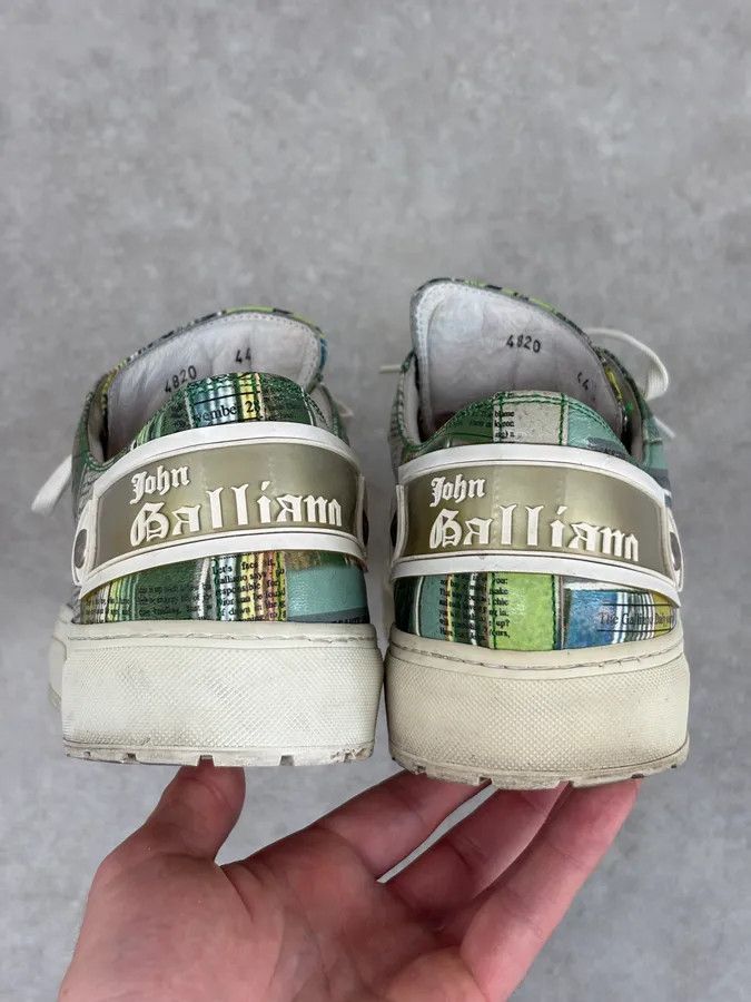 John Galliano John Galliano Green Magazine Textile Patterned Sneakers Size US 11 / EU 44 - 6 Thumbnail