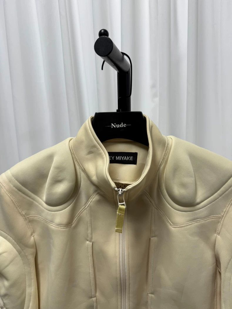 Issey Miyake issey miyake Muscle 3D Jacket Size US L / EU 52-54 / 3 - 4 Thumbnail