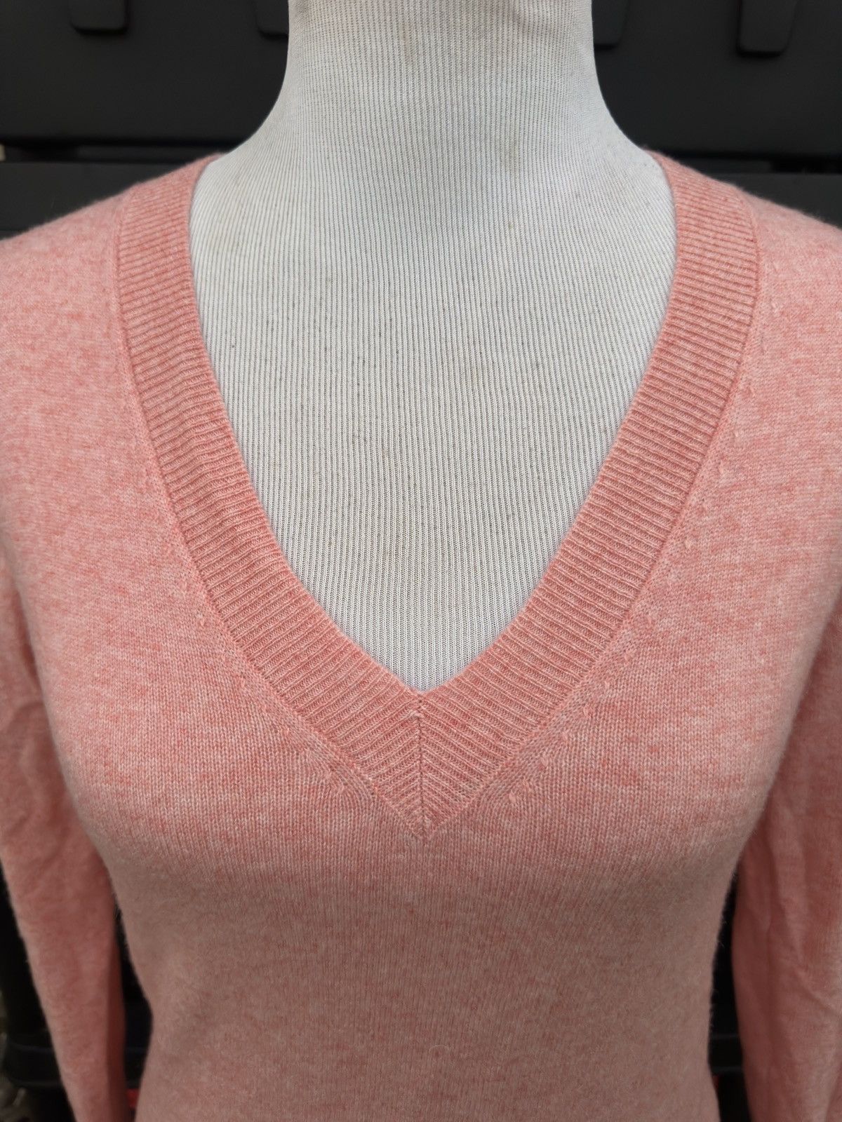 J.Crew New J Crew V - Neck Cashmere Sweater Women's XS Orange Size XS / US 0-2 / IT 36-38 - 3 Thumbnail