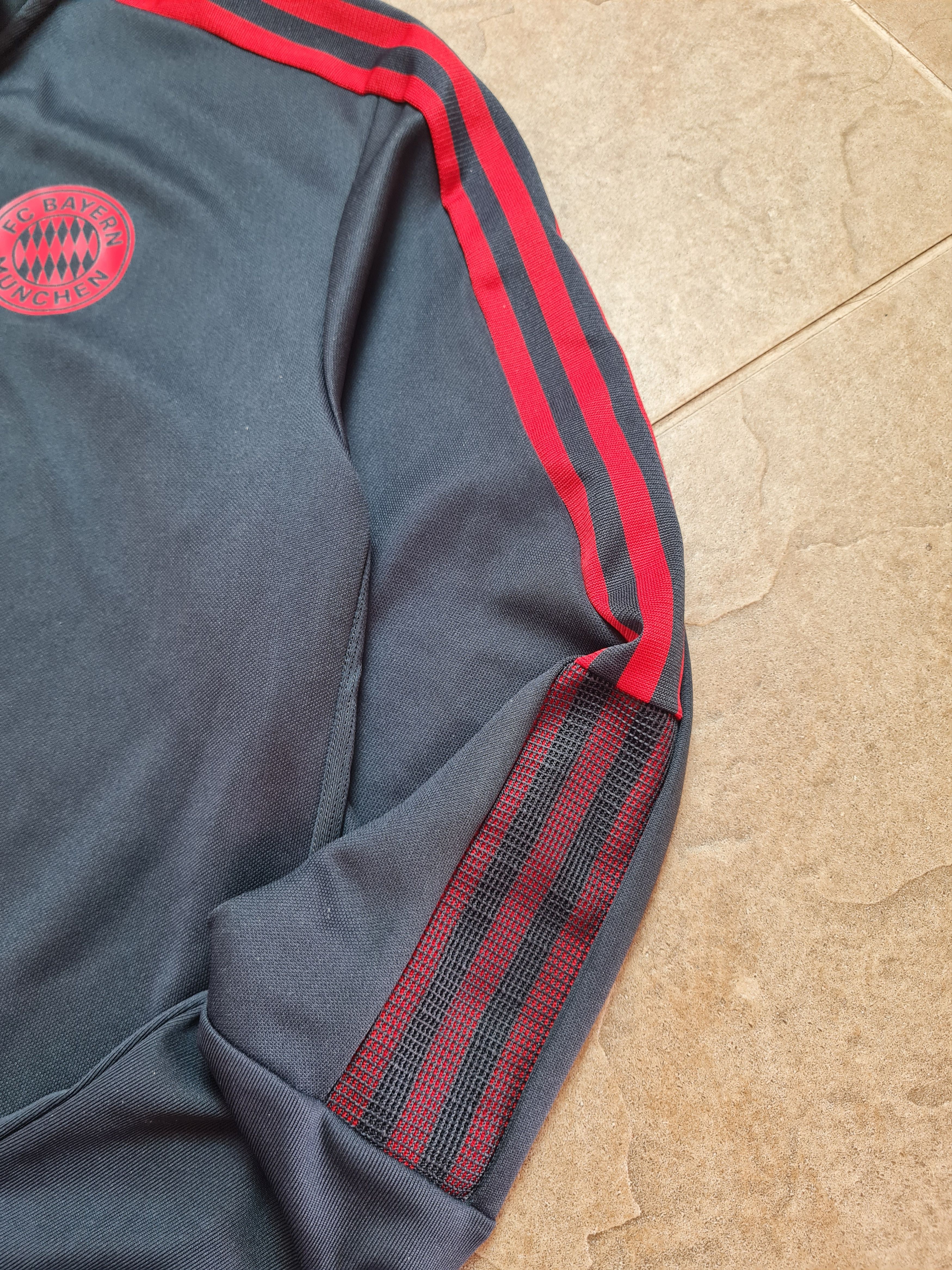 Adidas Jersey Adidas FC Bayern 21/22 Training Soccer Top Sweatshirt Size US L / EU 52-54 / 3 - 14 Thumbnail